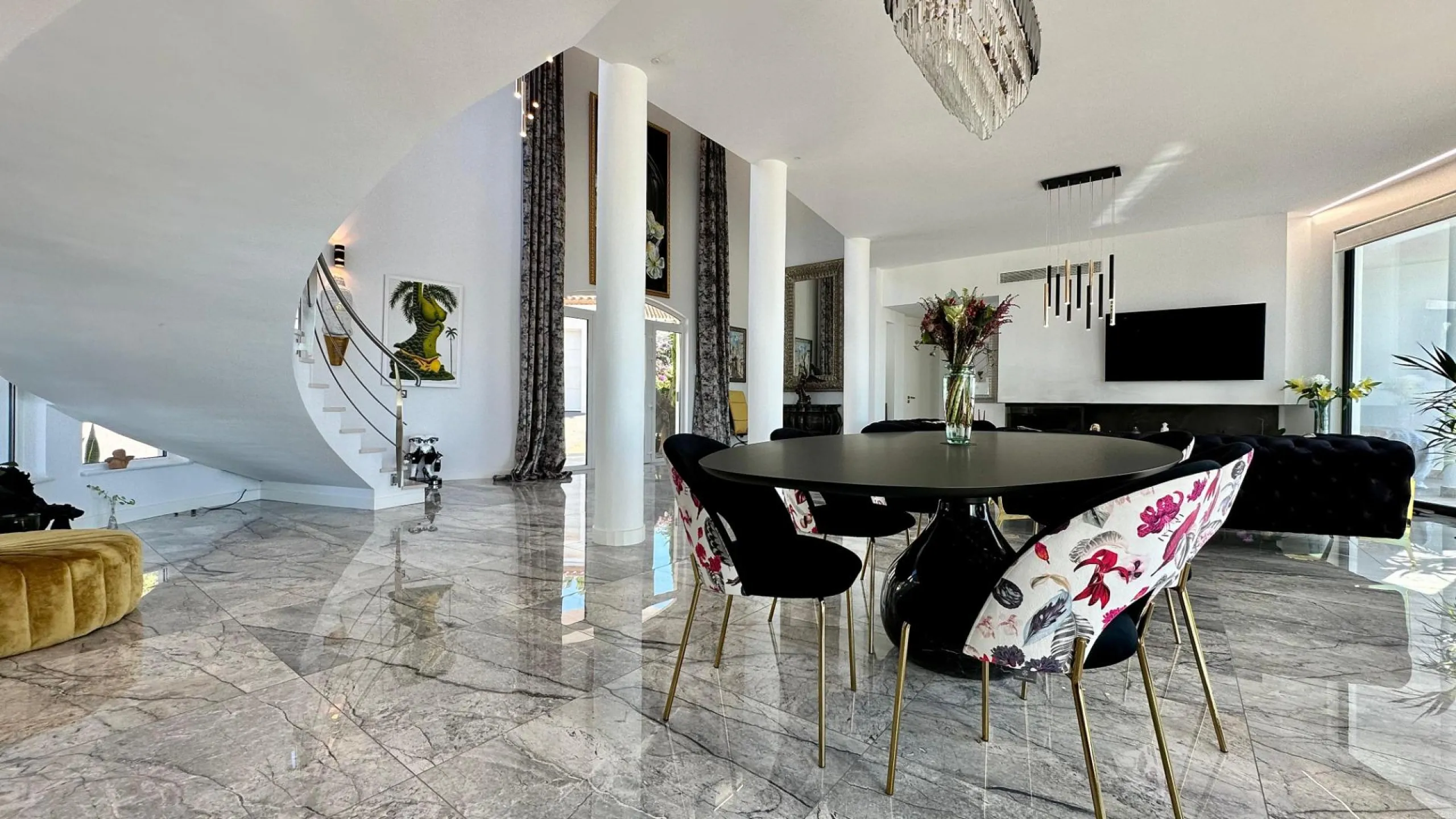 Elegant Villa with Sea Views and Altea la Vella 🌊✨