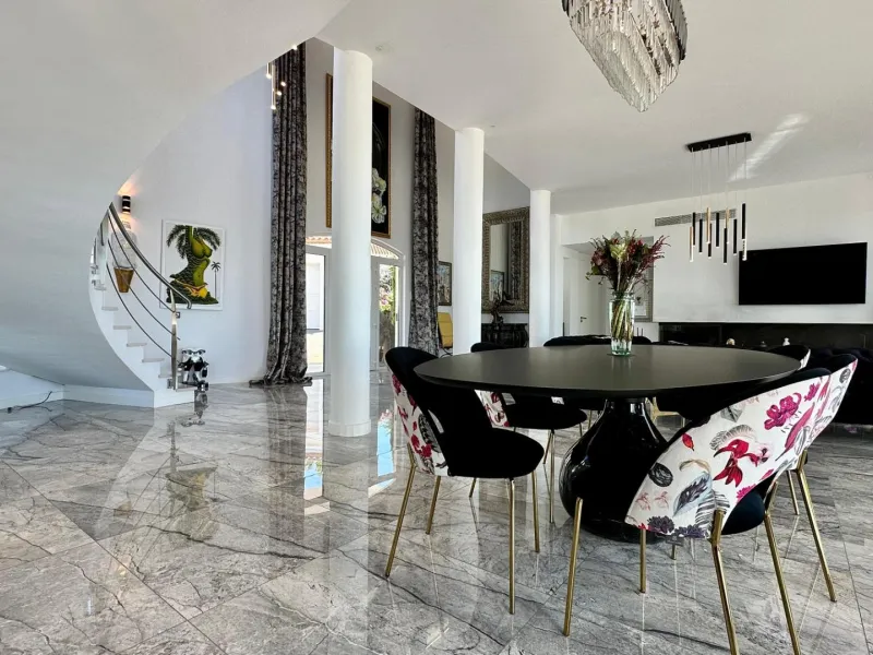 Elegant Villa with Sea Views and Altea la Vella 🌊✨