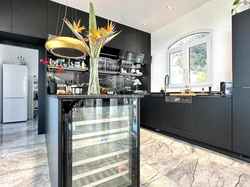 Elegant Villa with Sea Views and Altea la Vella 🌊✨