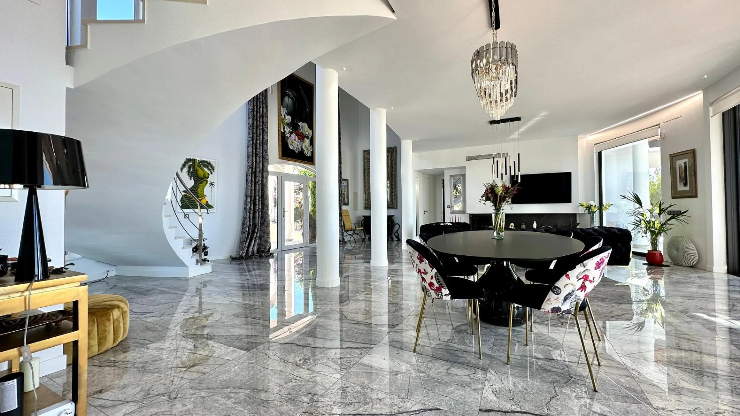 Elegant Villa with Sea Views and Altea la Vella 🌊✨