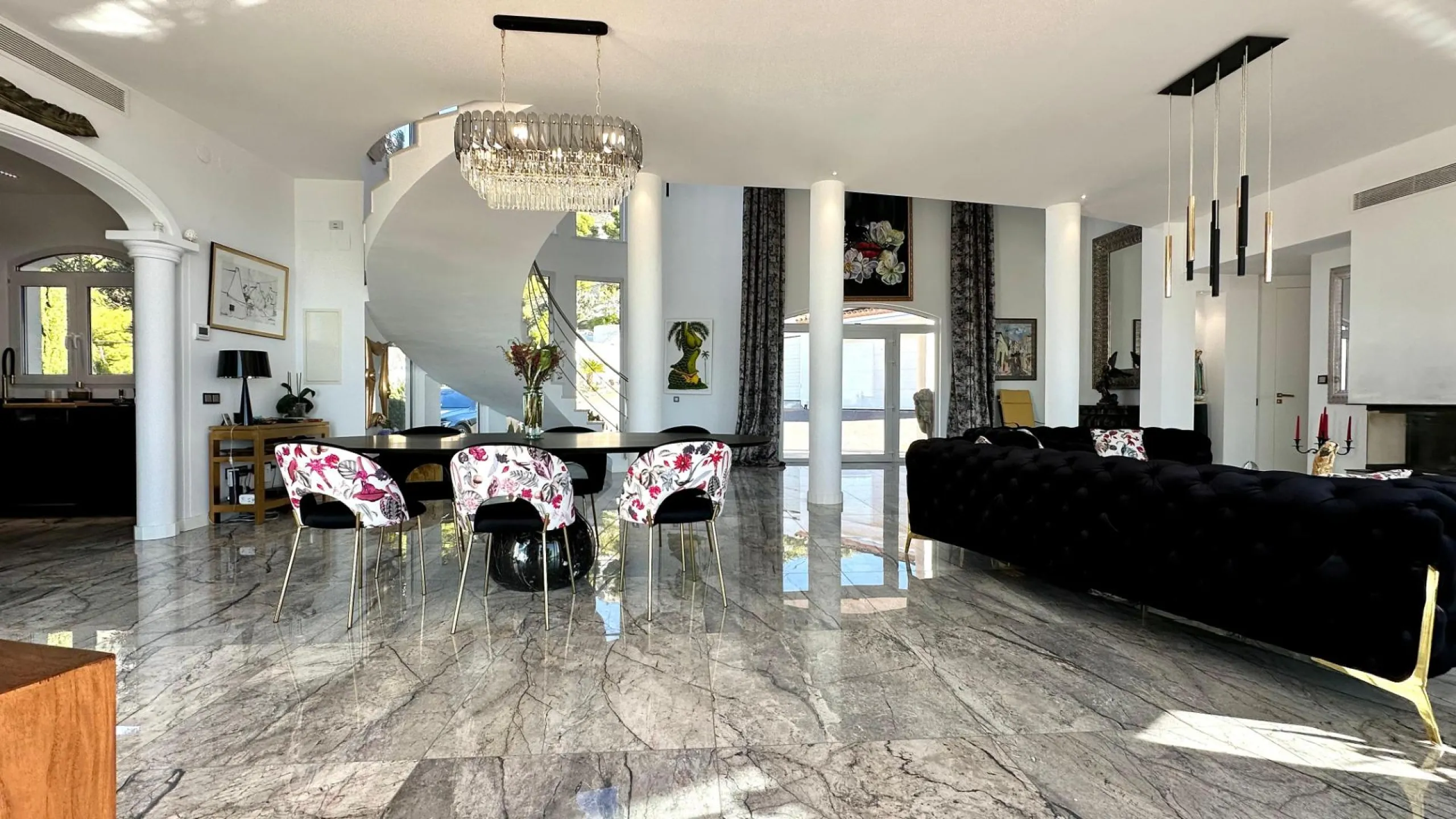 Elegant Villa with Sea Views and Altea la Vella 🌊✨