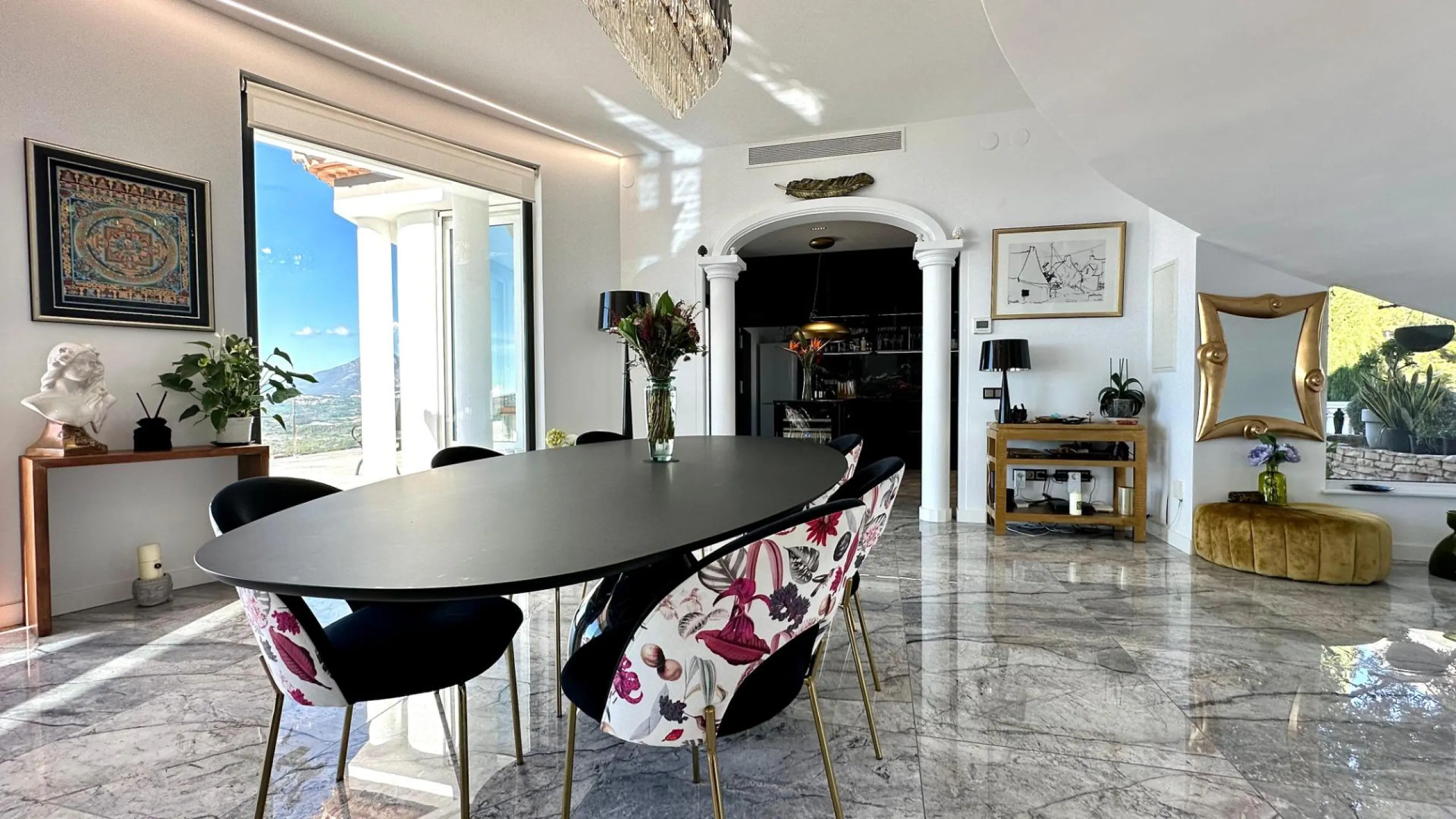 Elegant Villa with Sea Views and Altea la Vella 🌊✨