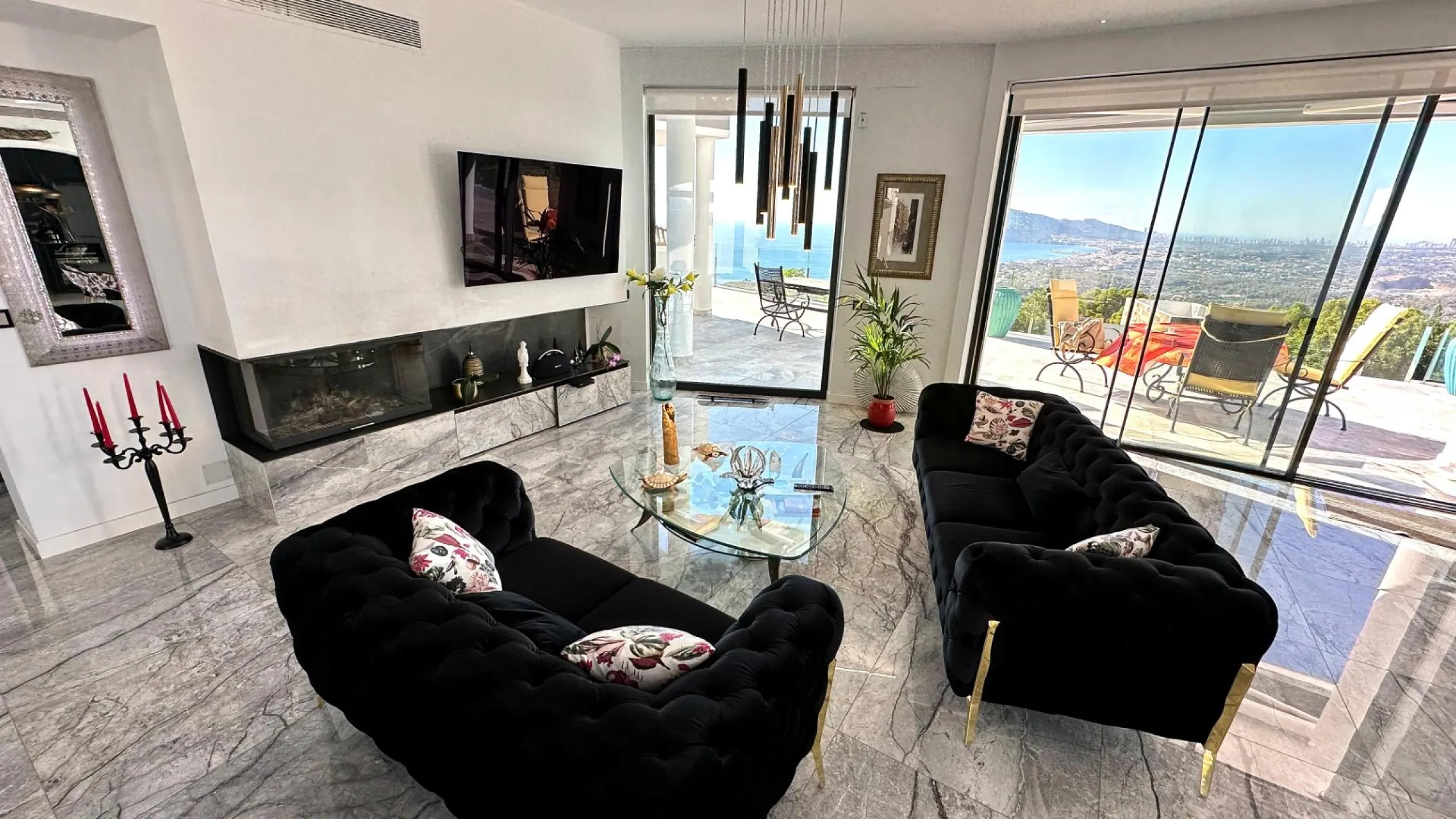 Elegant Villa with Sea Views and Altea la Vella 🌊✨