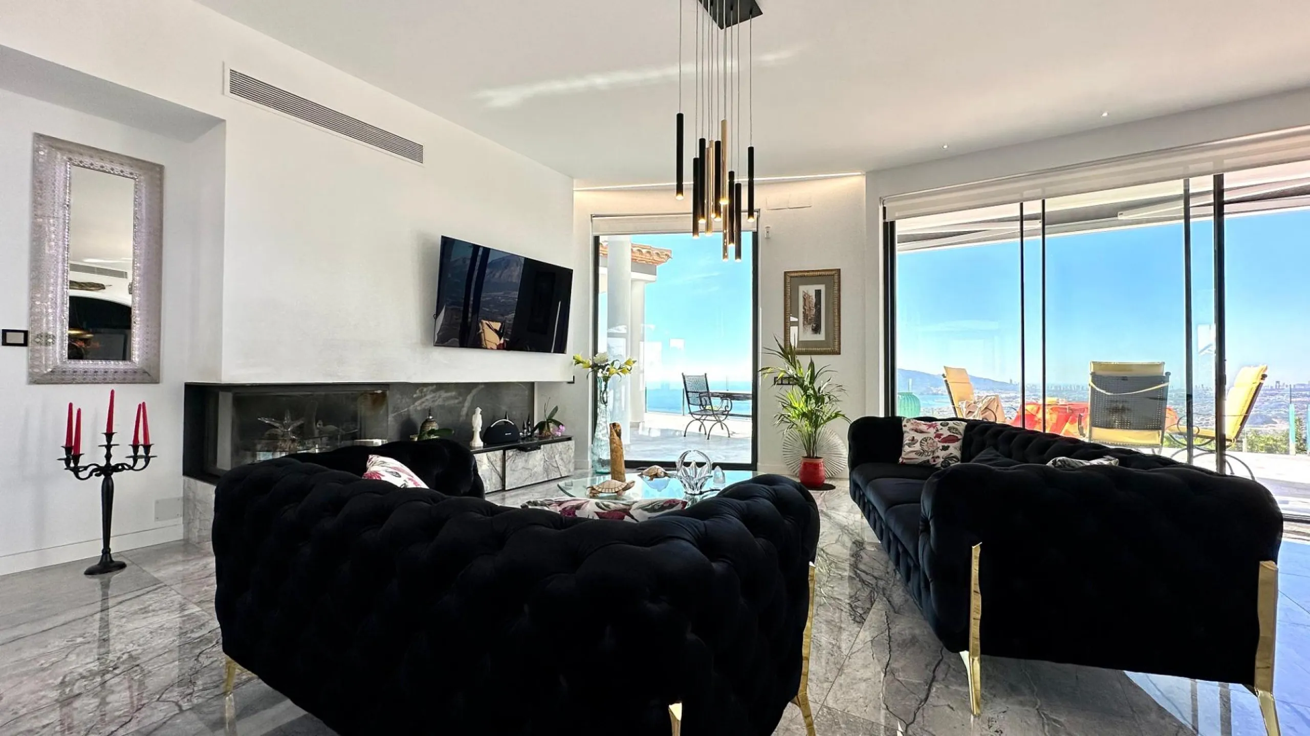 Elegant Villa with Sea Views and Altea la Vella 🌊✨