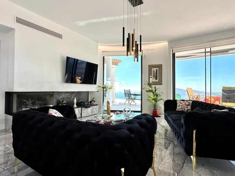 Elegant Villa with Sea Views and Altea la Vella 🌊✨