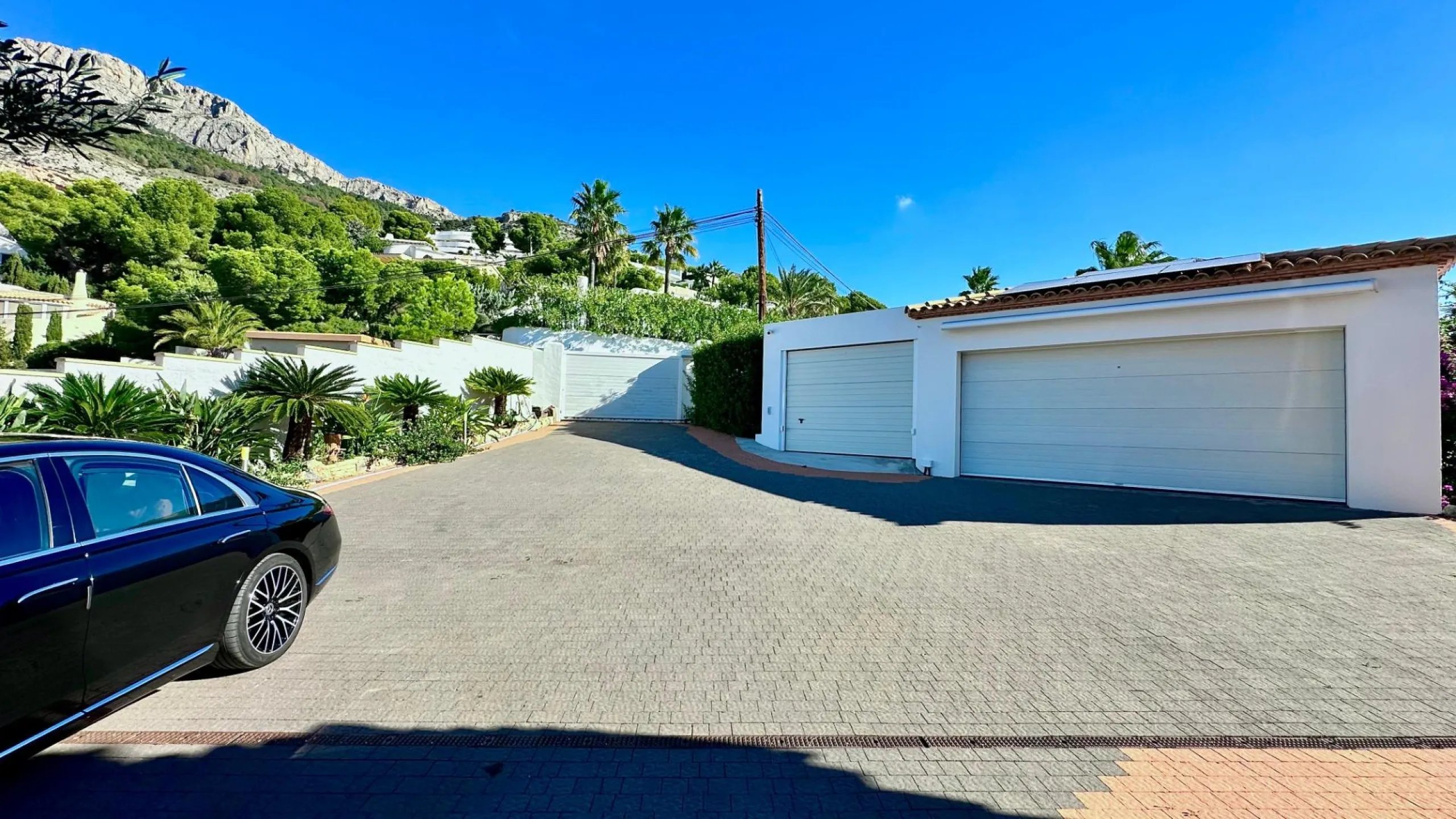 Elegant Villa with Sea Views and Altea la Vella 🌊✨