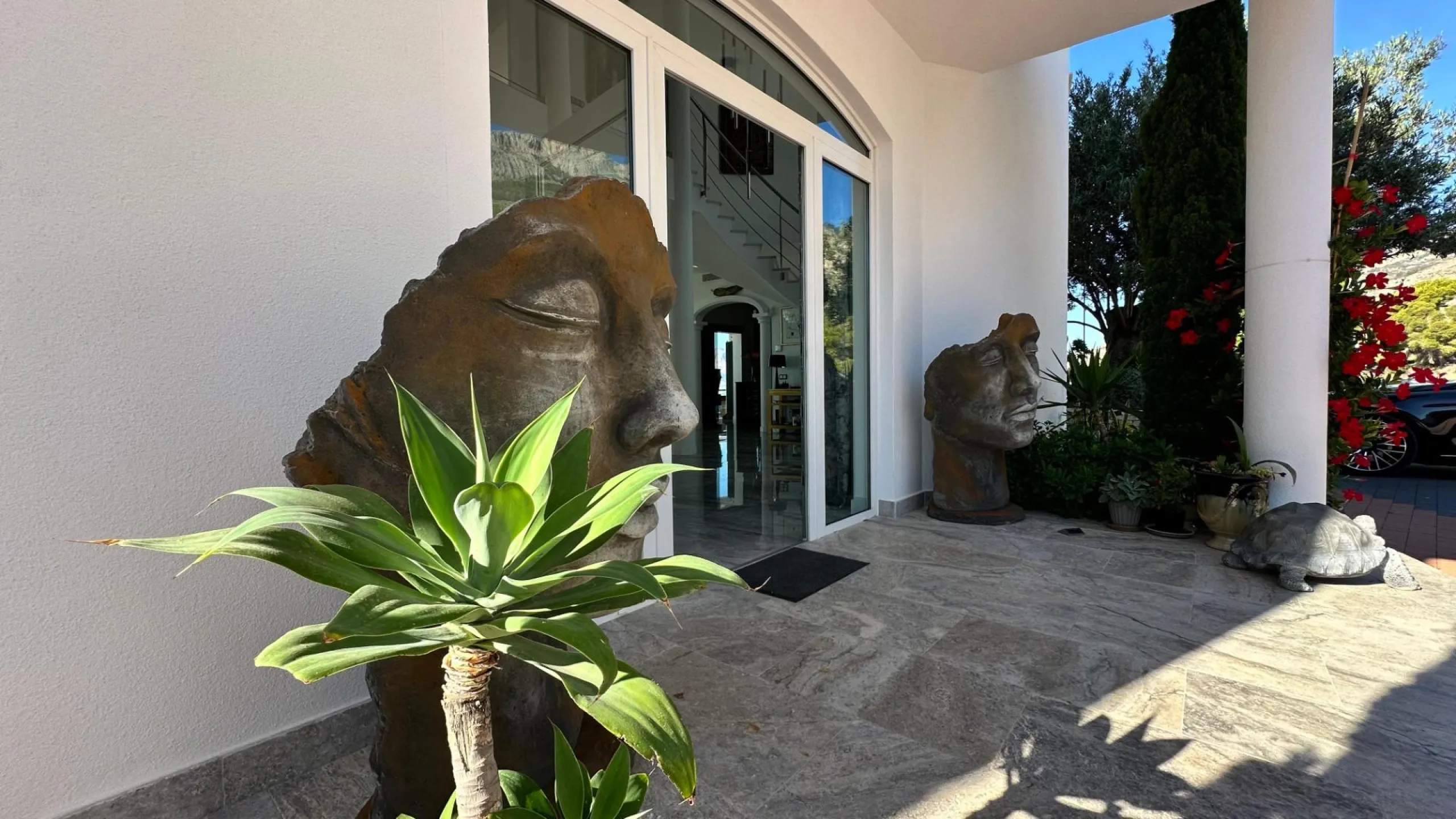 Elegant Villa with Sea Views and Altea la Vella 🌊✨