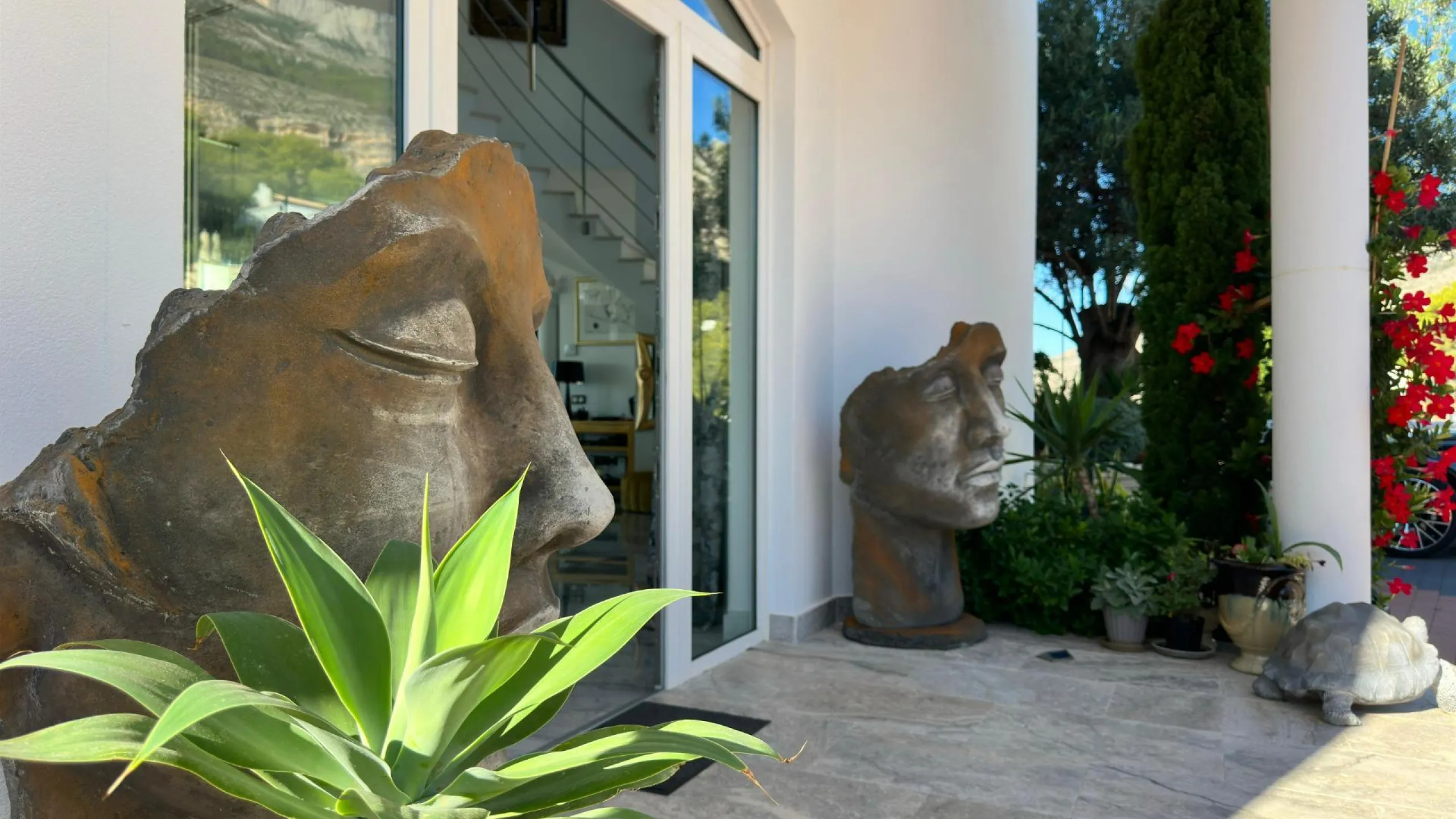 Elegant Villa with Sea Views and Altea la Vella 🌊✨
