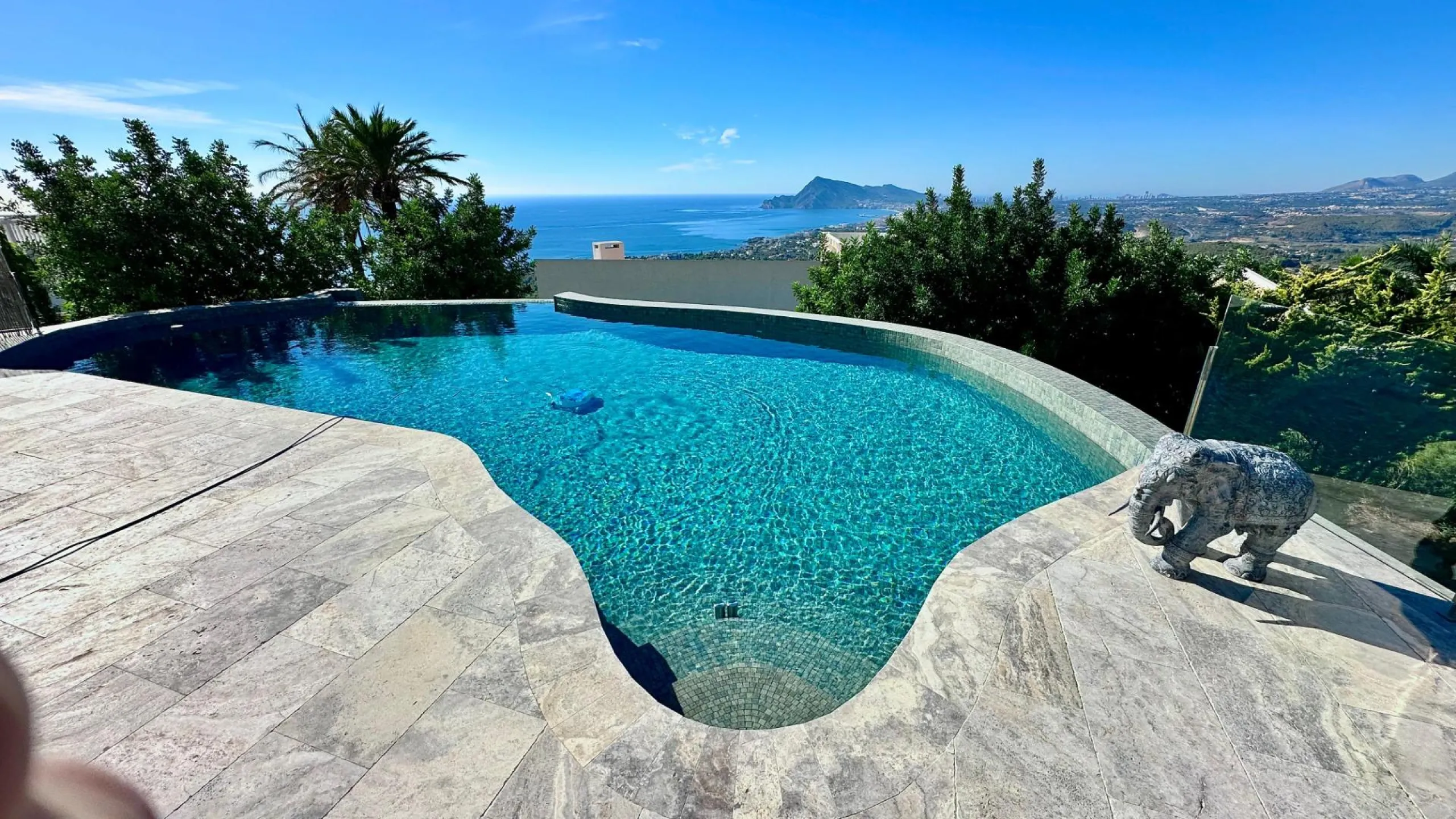 Elegant Villa with Sea Views and Altea la Vella 🌊✨