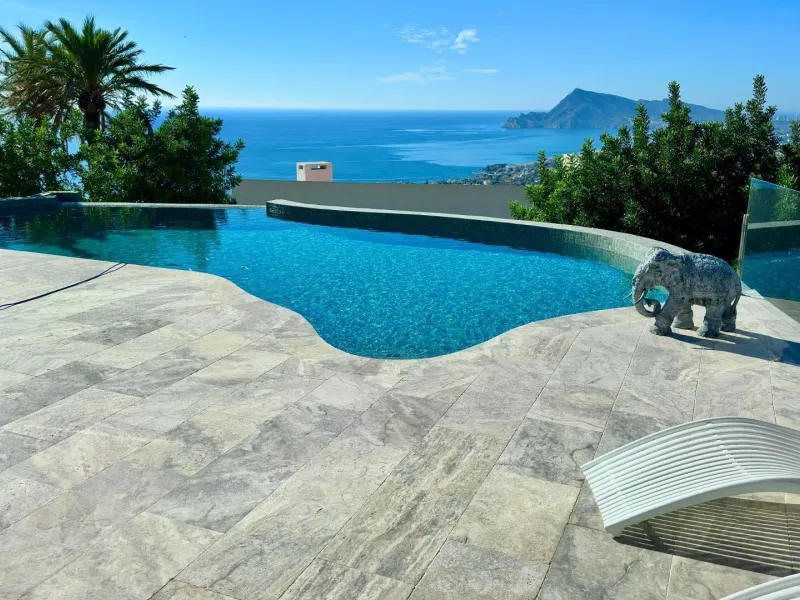 Elegant Villa with Sea Views and Altea la Vella 🌊✨