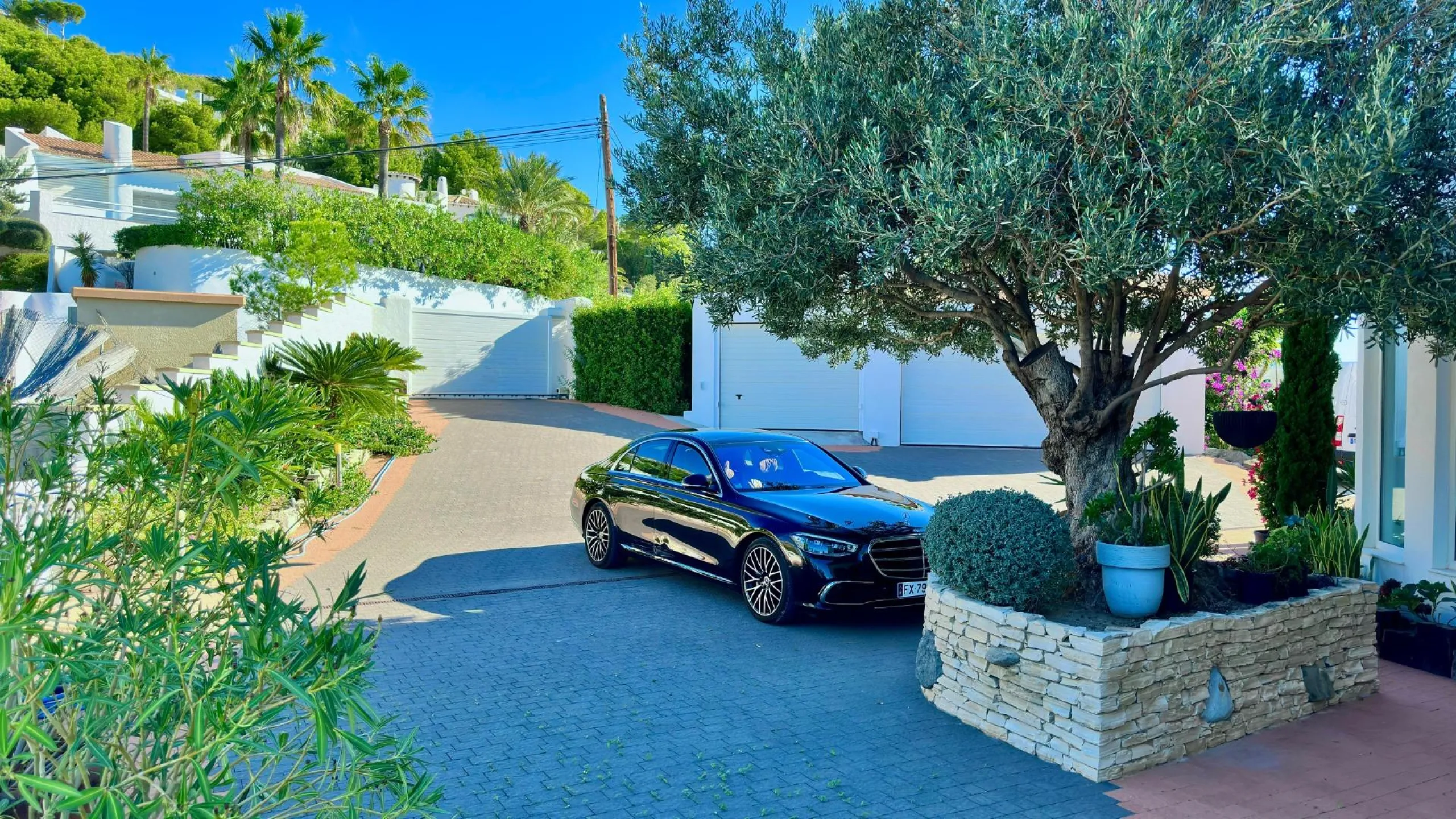 Elegant Villa with Sea Views and Altea la Vella 🌊✨