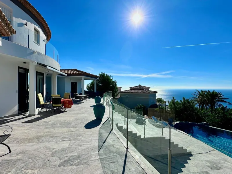 Elegant Villa with Sea Views and Altea la Vella 🌊✨