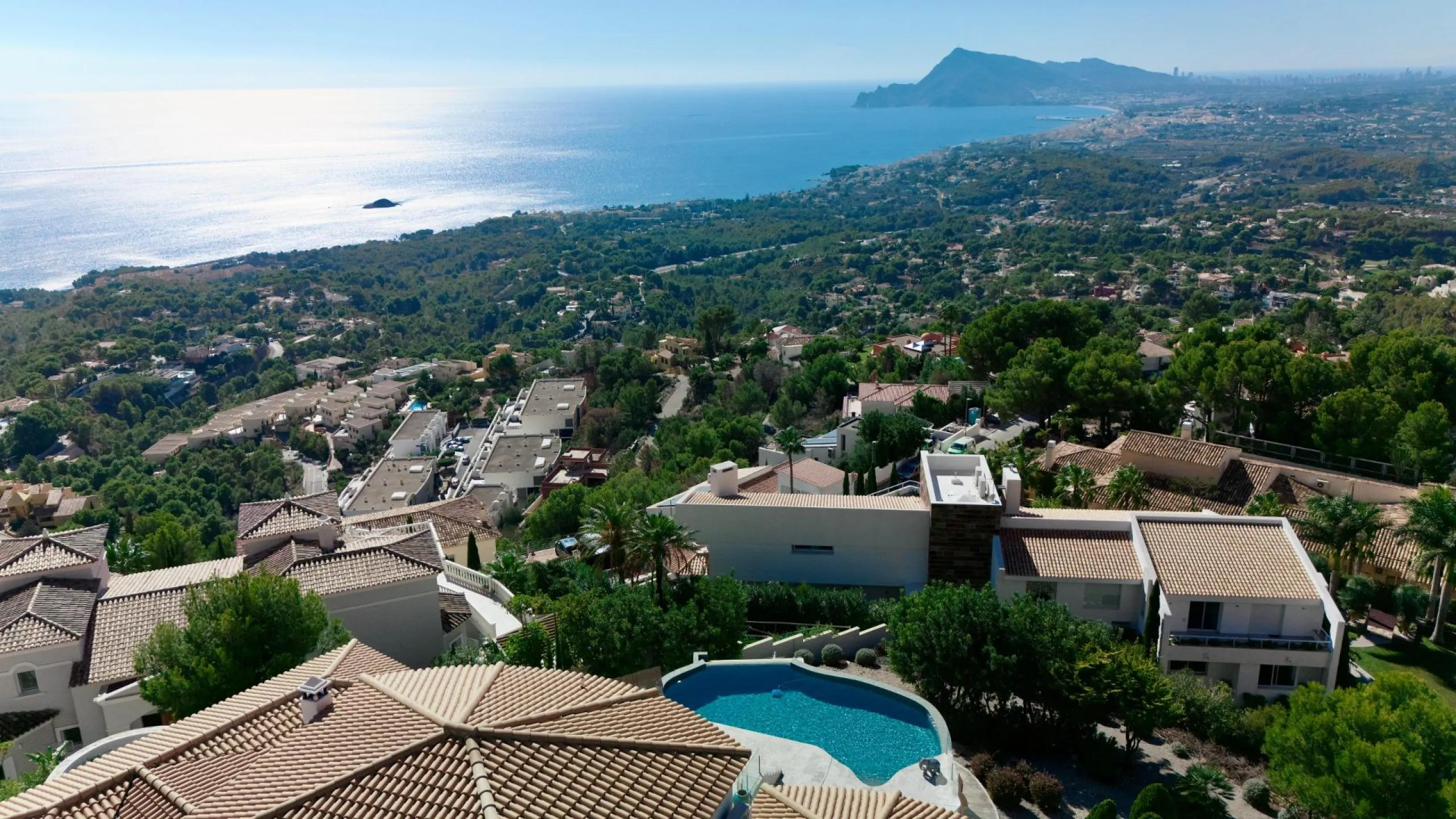 Elegant Villa with Sea Views and Altea la Vella 🌊✨
