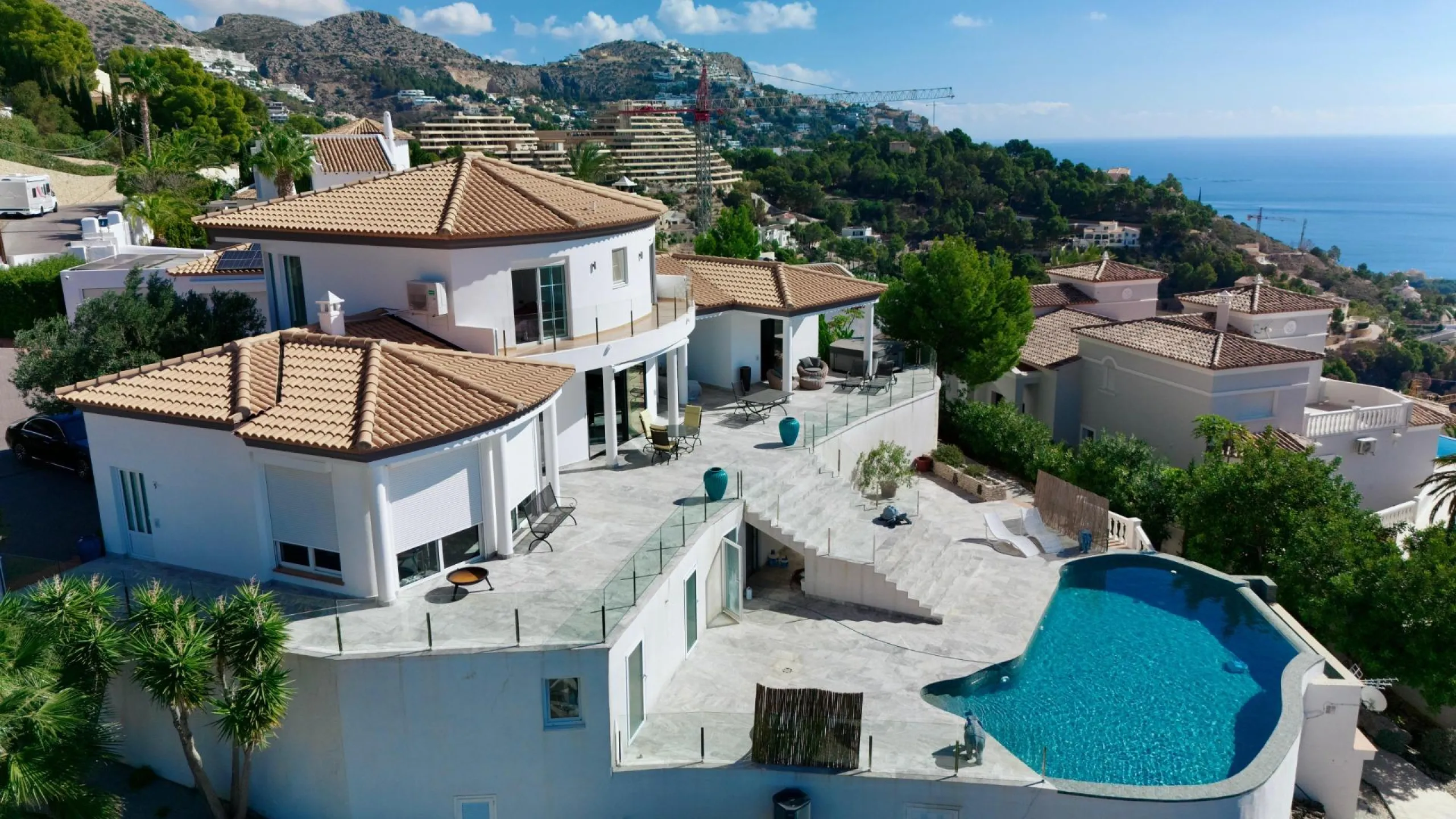 Elegant Villa with Sea Views and Altea la Vella 🌊✨