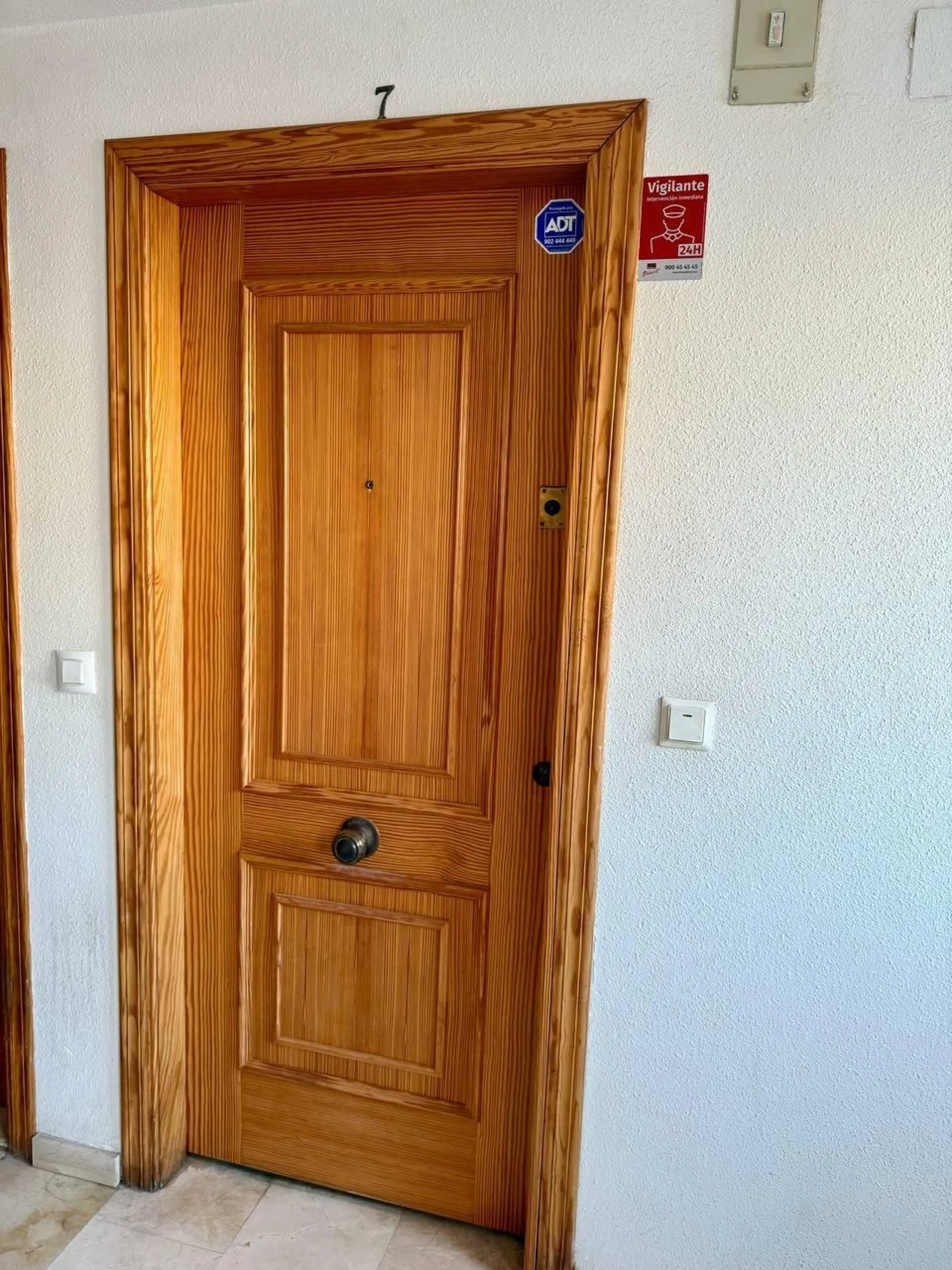 Exclusive apartment with 2 bedrooms and 3 terraces - Ref. A10245