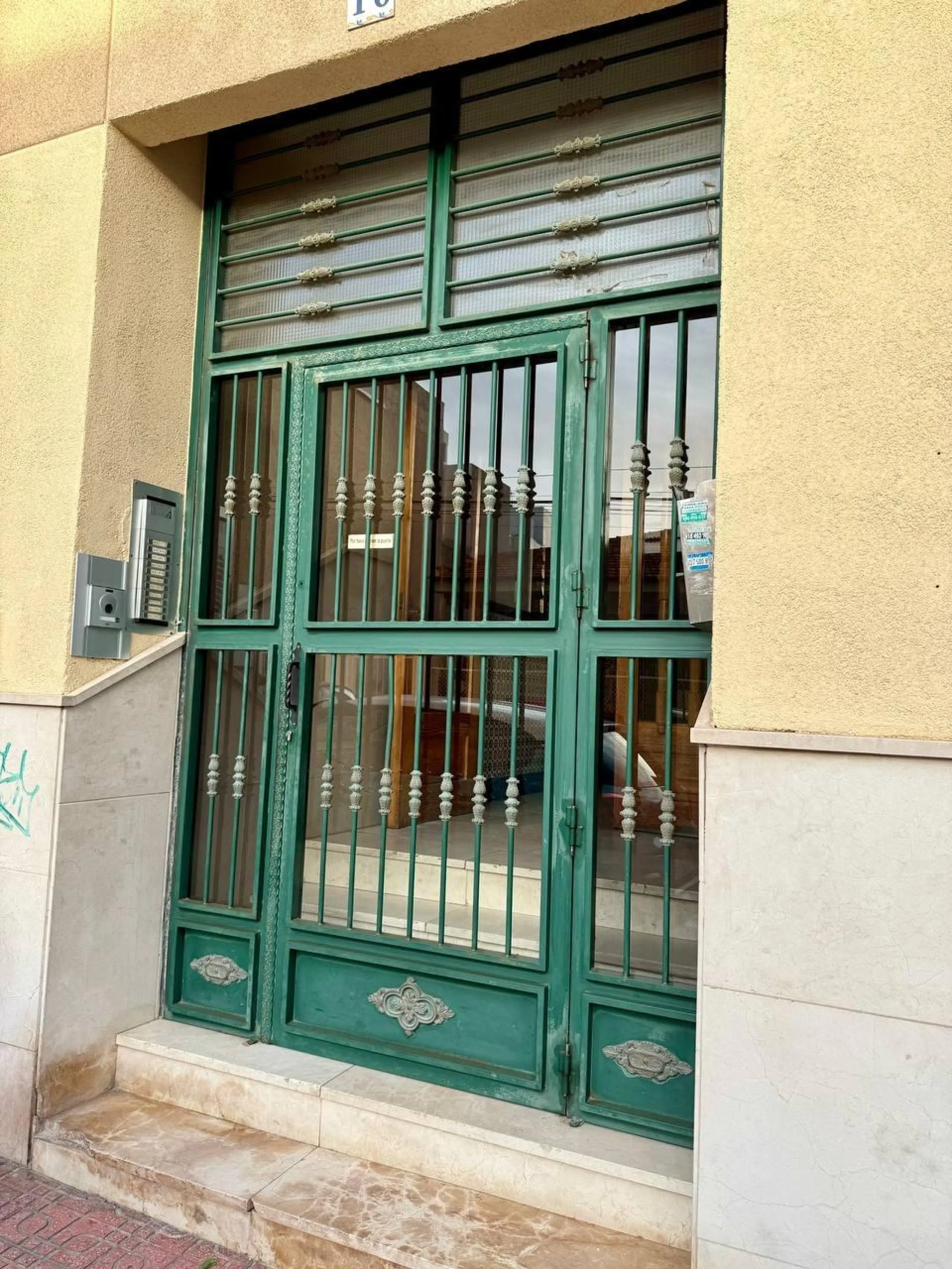 Exclusive apartment with 2 bedrooms and 3 terraces - Ref. A10245