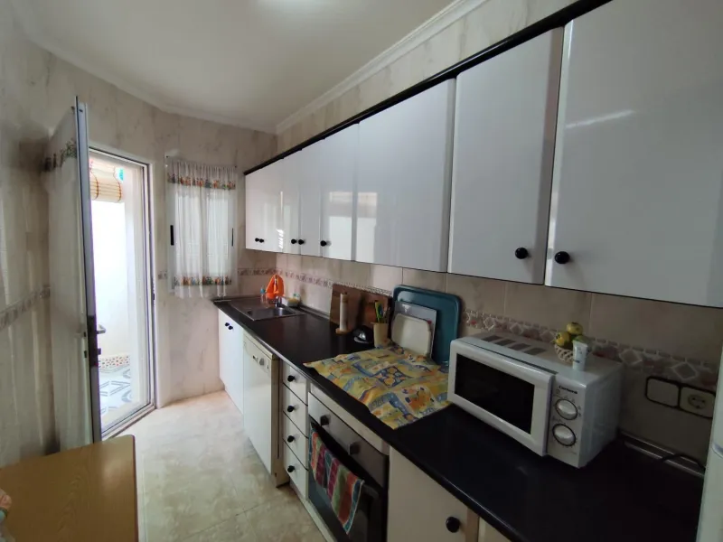 ADOSADO EN LOS ALCAZARES 3 DORM. 2 BAÑOS. PLAYA A 500 METROS.