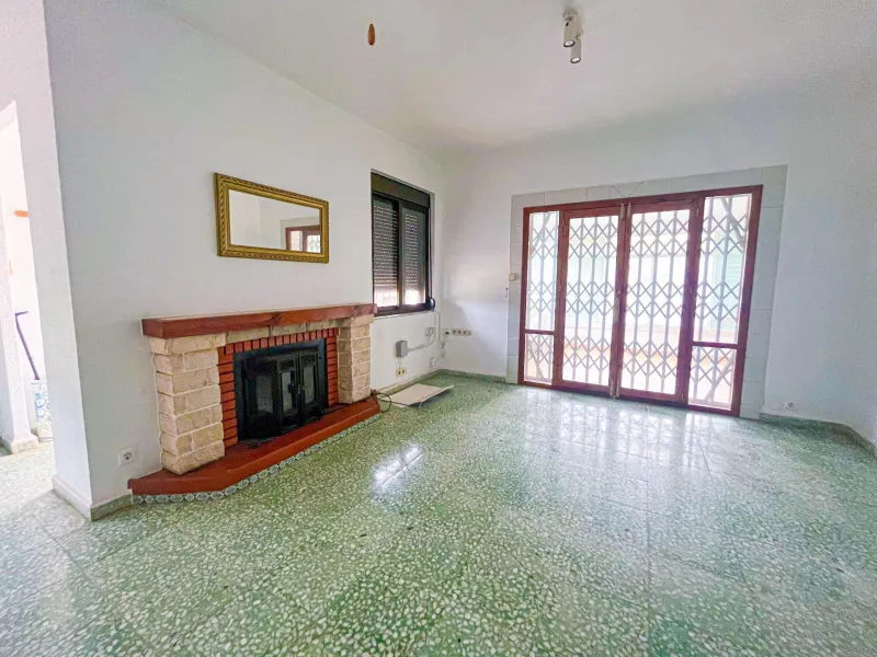 VILLA EN LOS BALCONES CON 1000 M2 DE PARCELA. 3 DORM. 2 BAÑOS. GARAJE PRIVADO DE 36 M2.