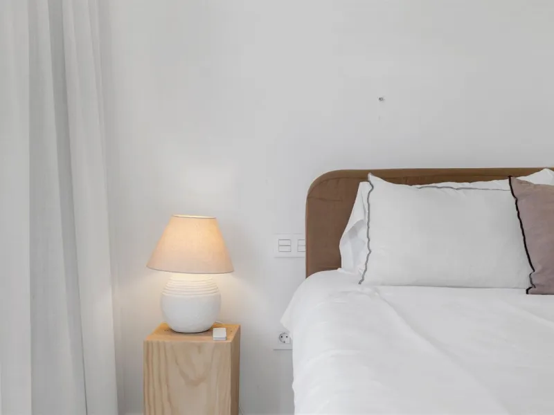 Südlich ausgerichtetes Penthouse mit privatem Pool zu verkaufen