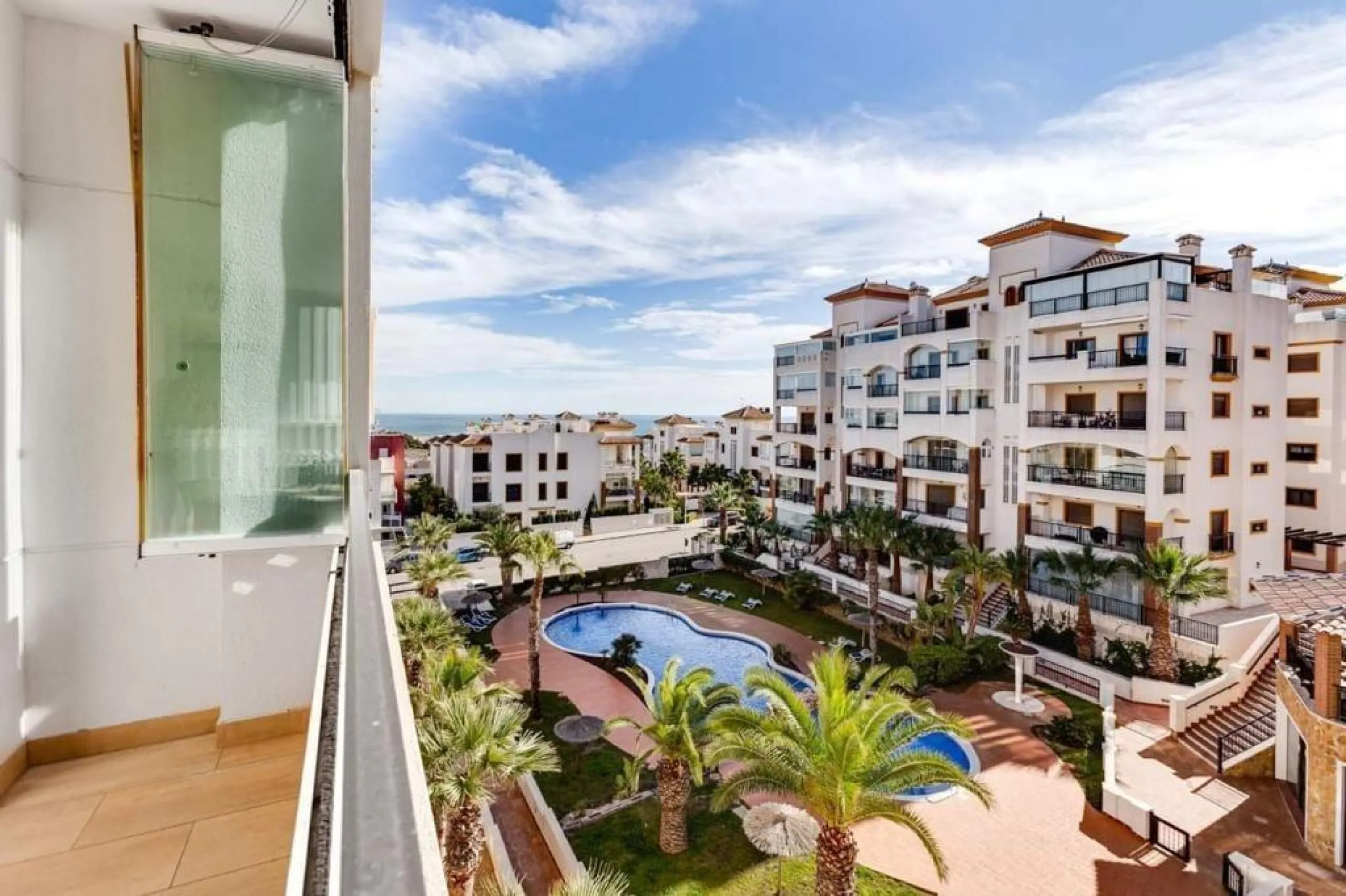 Exclusive Apartment in Guardamar del Segura with Sea Views