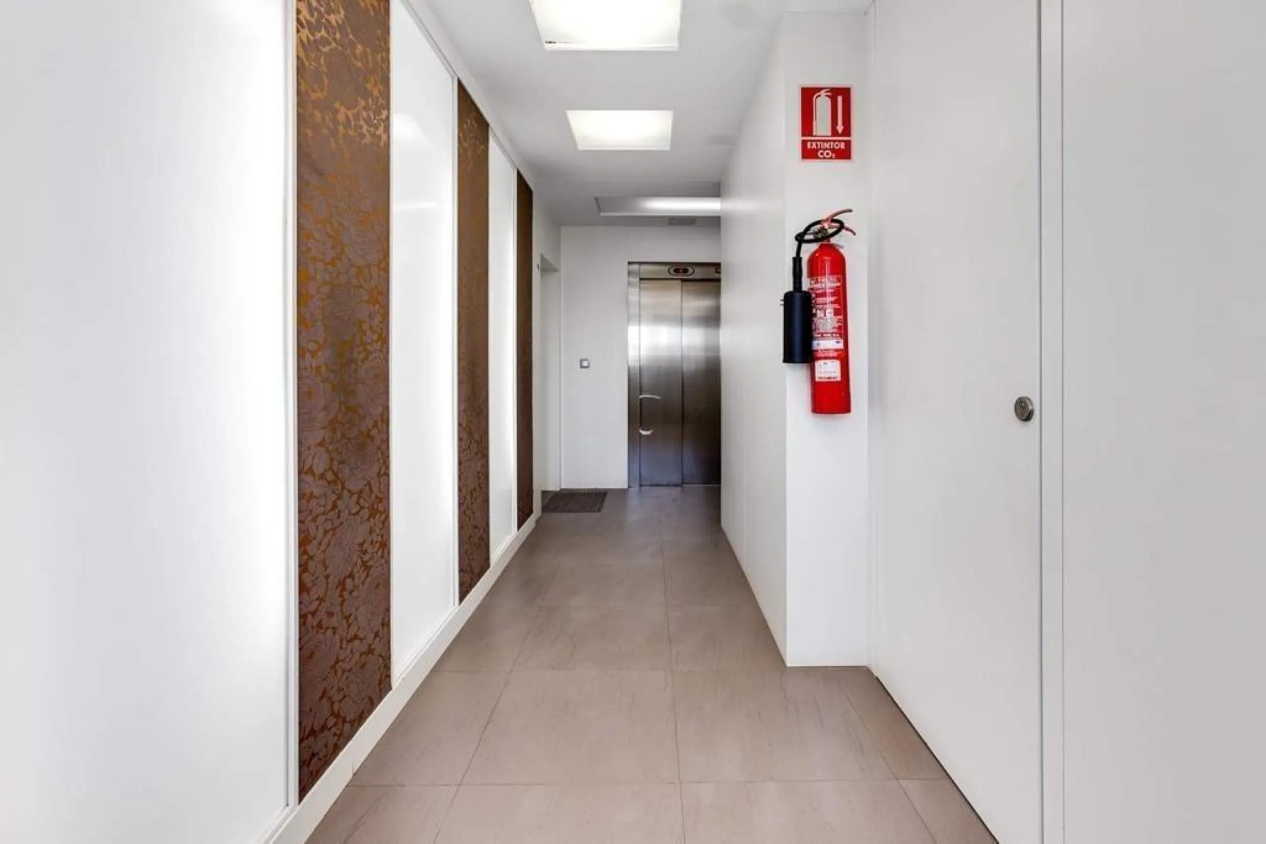Exclusive Apartment in Guardamar del Segura with Sea Views