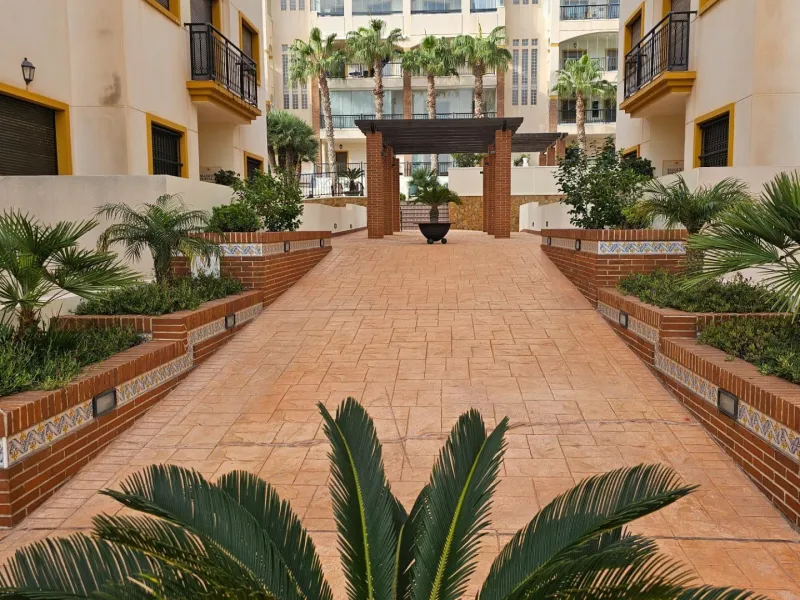 Exclusive Apartment in Guardamar del Segura with Sea Views