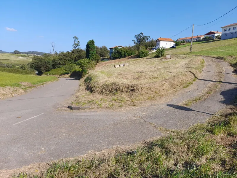 Oportunidad de Inversión: Terreno Urbano en Gozón, San Martin de Podes