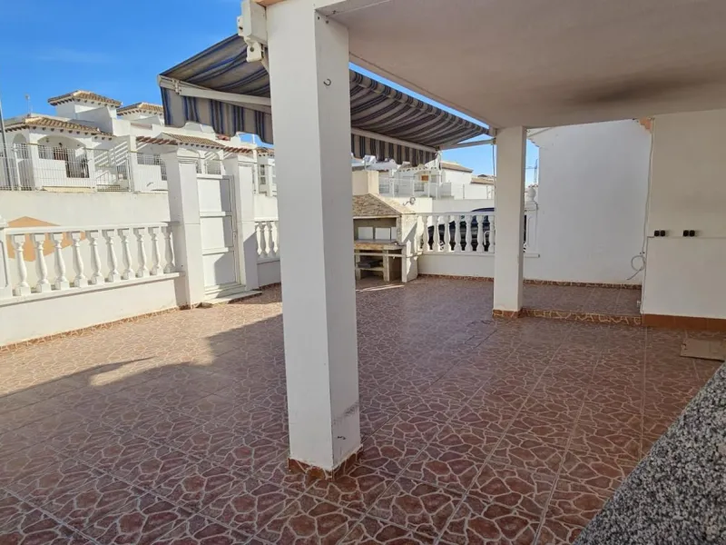 ORIHUELA COSTA EXCLUSIVA: ZENIAMAR 3, 4 HABS AMPLIO JARDIN PISCINA COM 320.000 EUROS!
