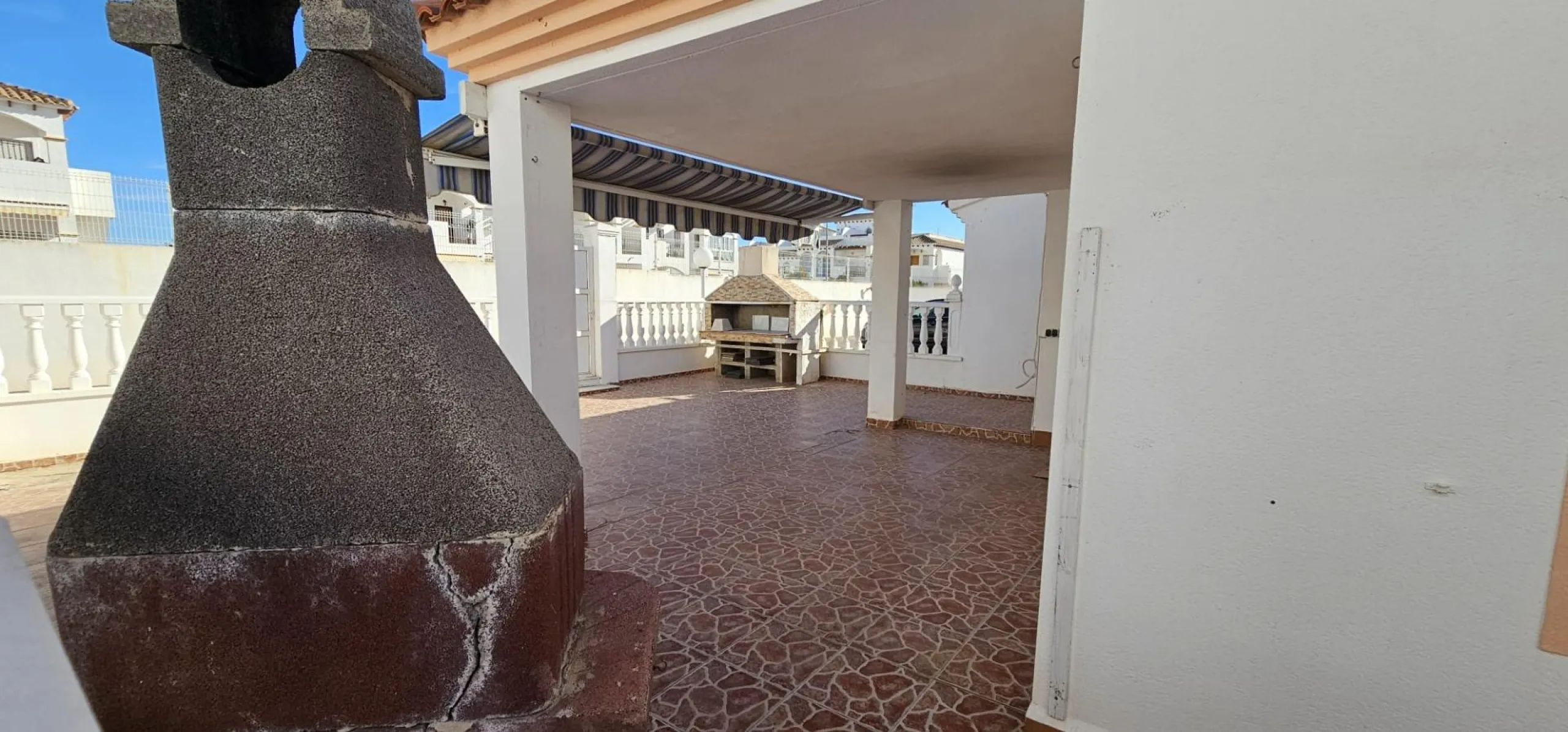 ORIHUELA COSTA EXCLUSIVA: ZENIAMAR 3, 4 HABS AMPLIO JARDIN PISCINA COM 320.000 EUROS!