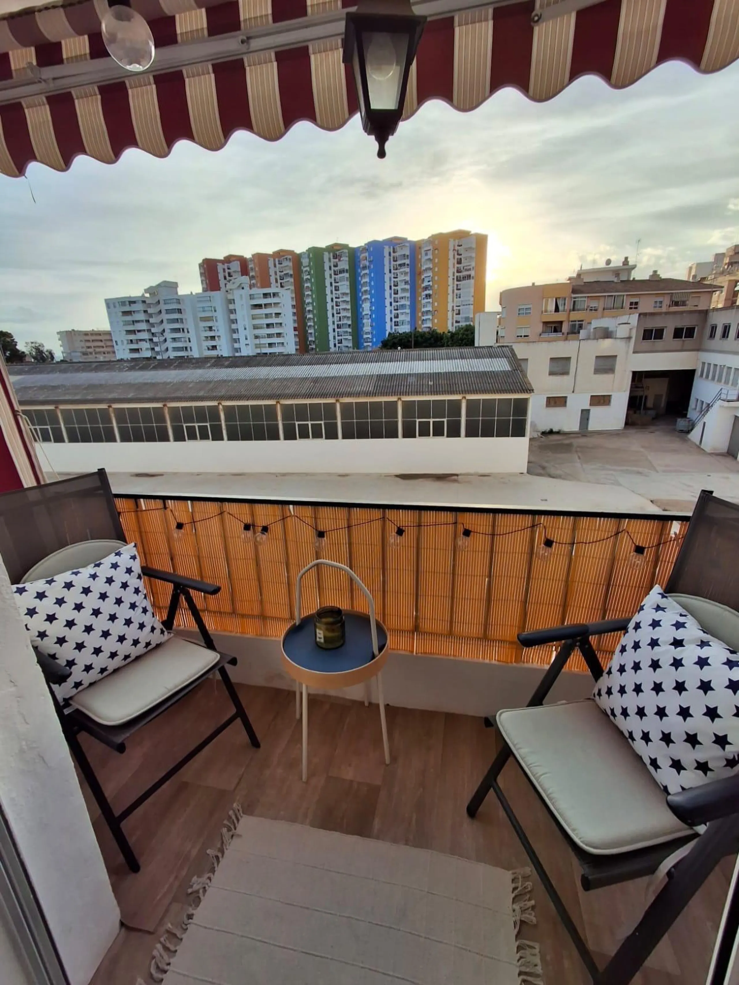 ¡Tu nuevo hogar junto a la playa te espera!