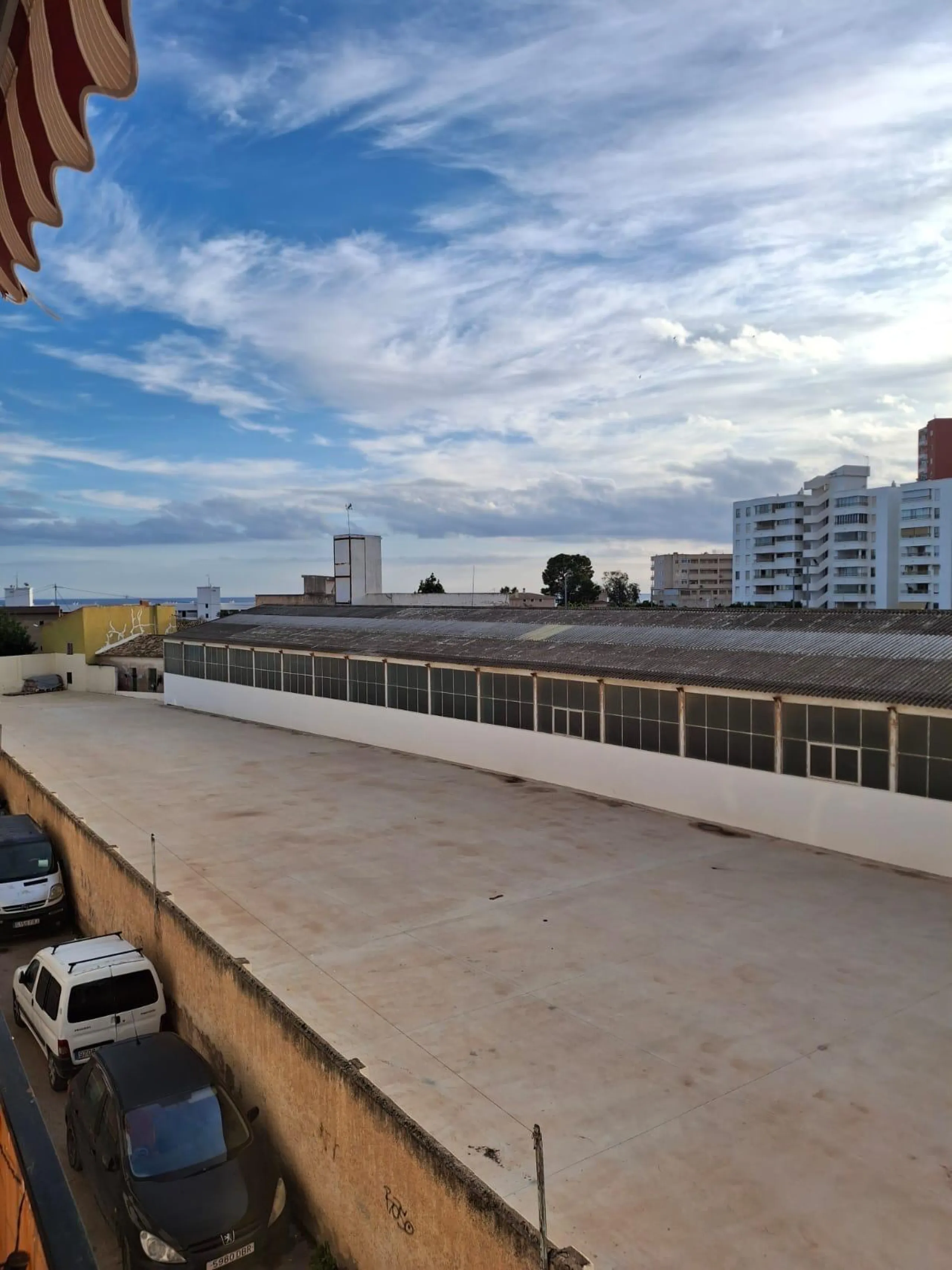 ¡Tu nuevo hogar junto a la playa te espera!