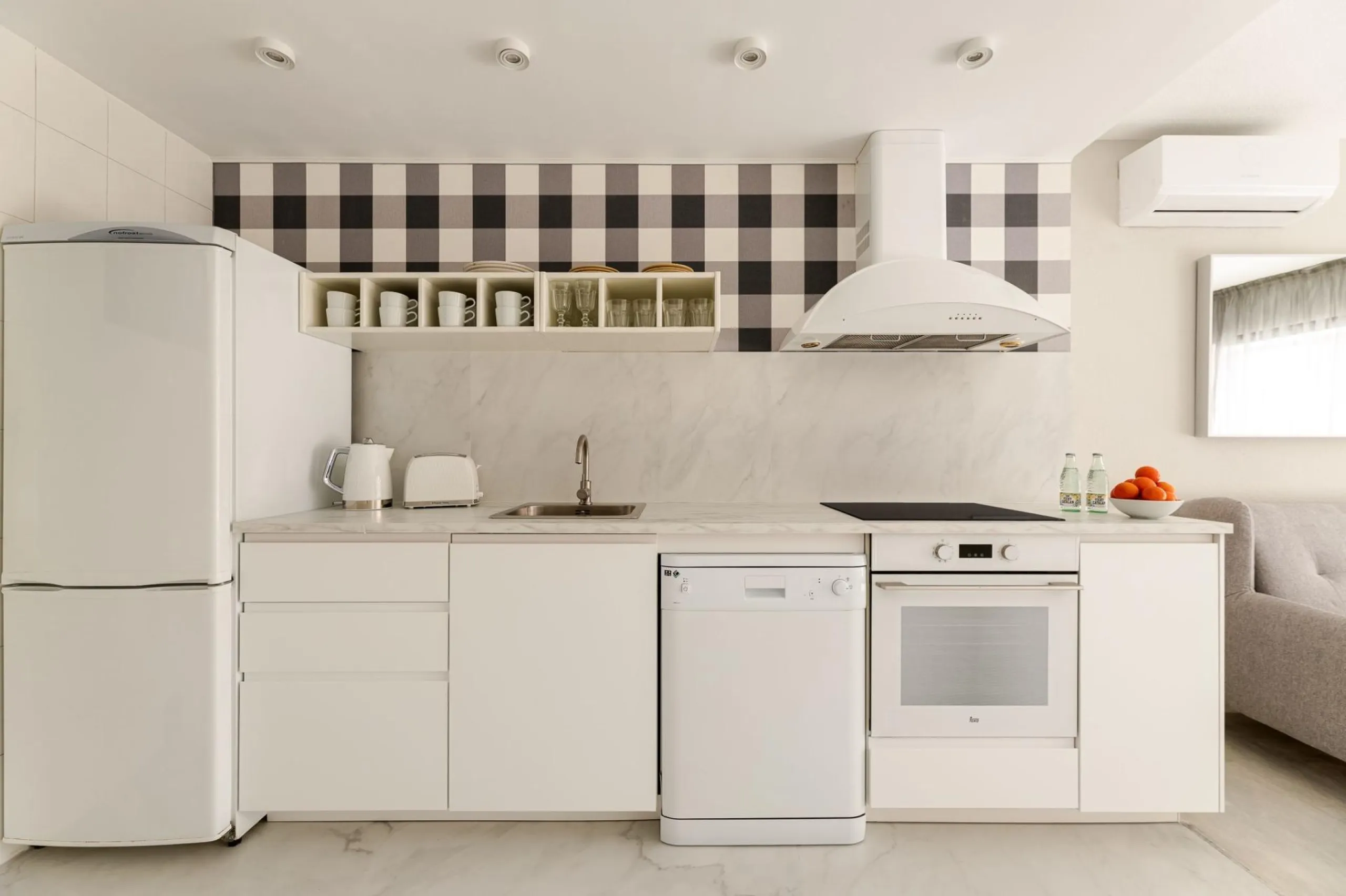 Apartment 300m from the beach, fully renovated and ready to move in 🌊