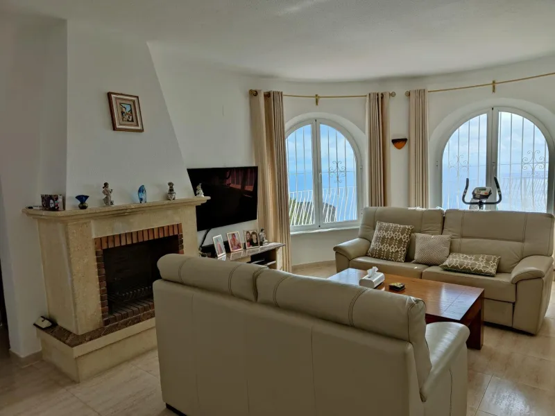 EXCLUSIVA VILLA INDEPENDIENTE EN CUMBRE DEL SOL