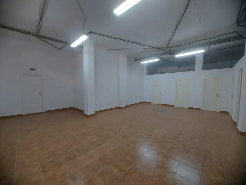 EDIFICIO EN ORIHUELA CIUDAD. 3 DORM. 2 BAÑOS. GARAJE. TRASTEROS