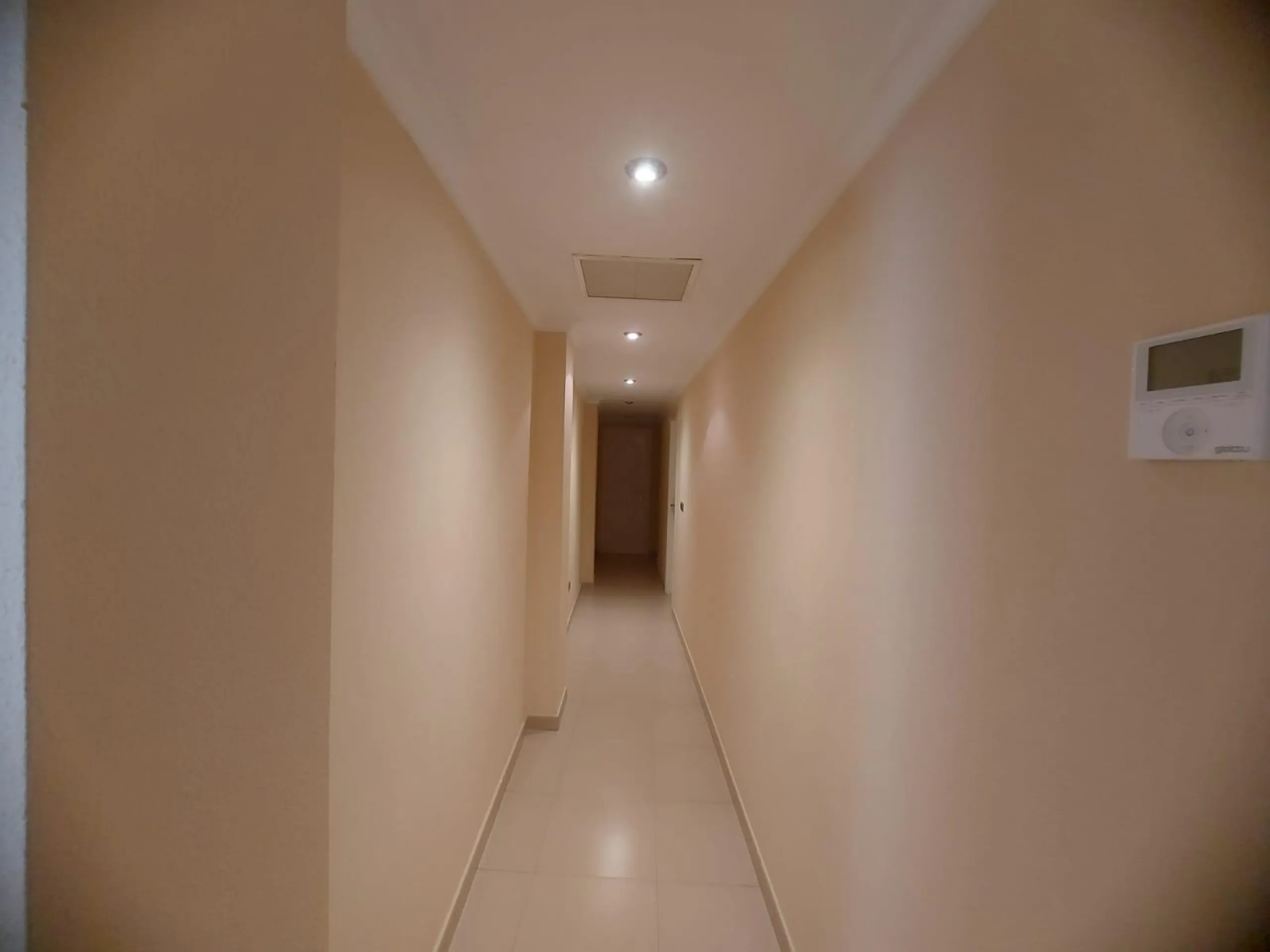EDIFICIO EN ORIHUELA CIUDAD. 3 DORM. 2 BAÑOS. GARAJE. TRASTEROS