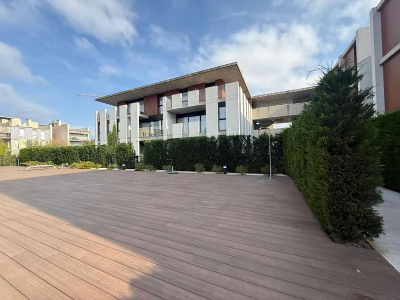 Contemporary Penthouse with Terrace and Views in Playa de Aro, Costa Brava