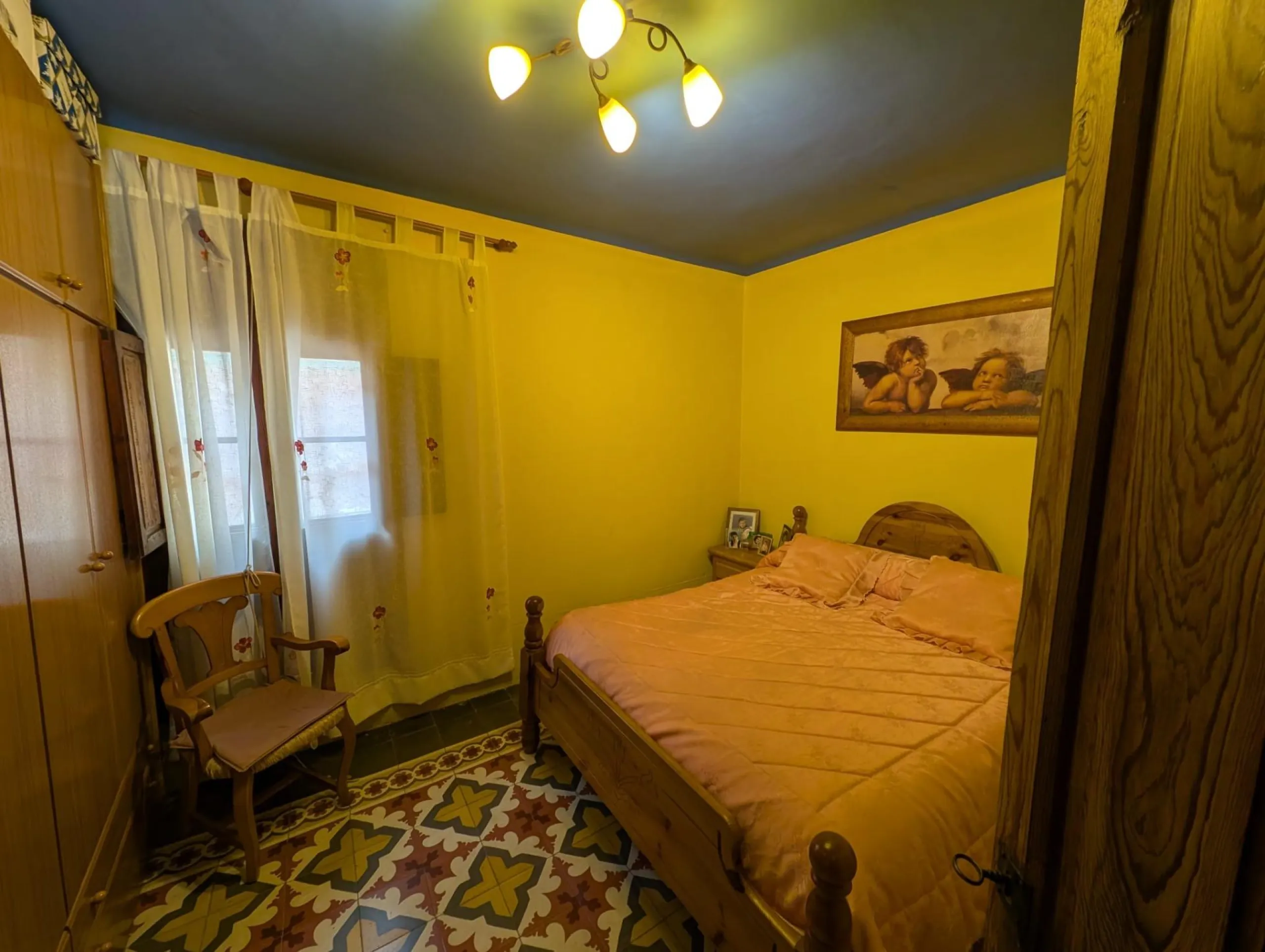 CASA PAREADA EN EL ENCANTADOR PUEBLO DE LA NUCIA
