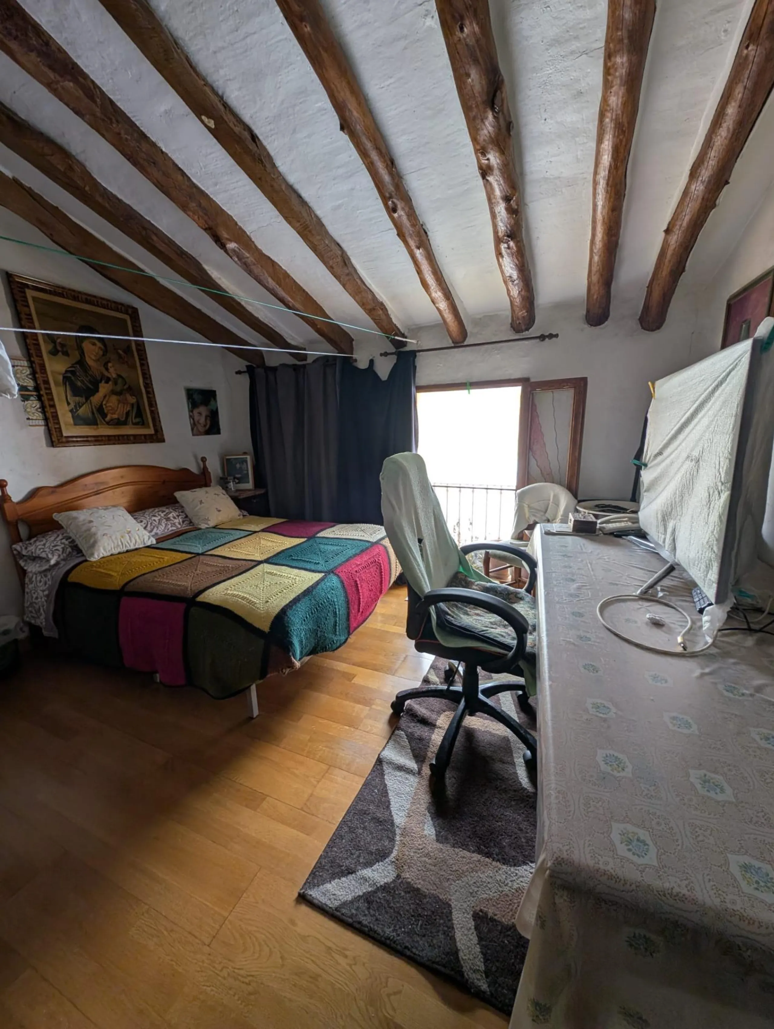 CASA PAREADA EN EL ENCANTADOR PUEBLO DE LA NUCIA