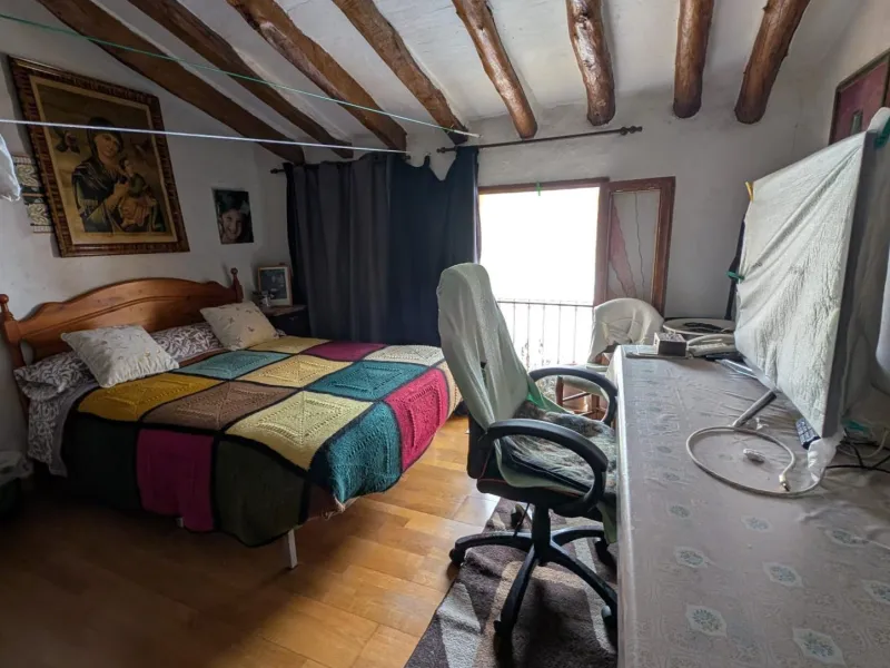 CASA PAREADA EN EL ENCANTADOR PUEBLO DE LA NUCIA
