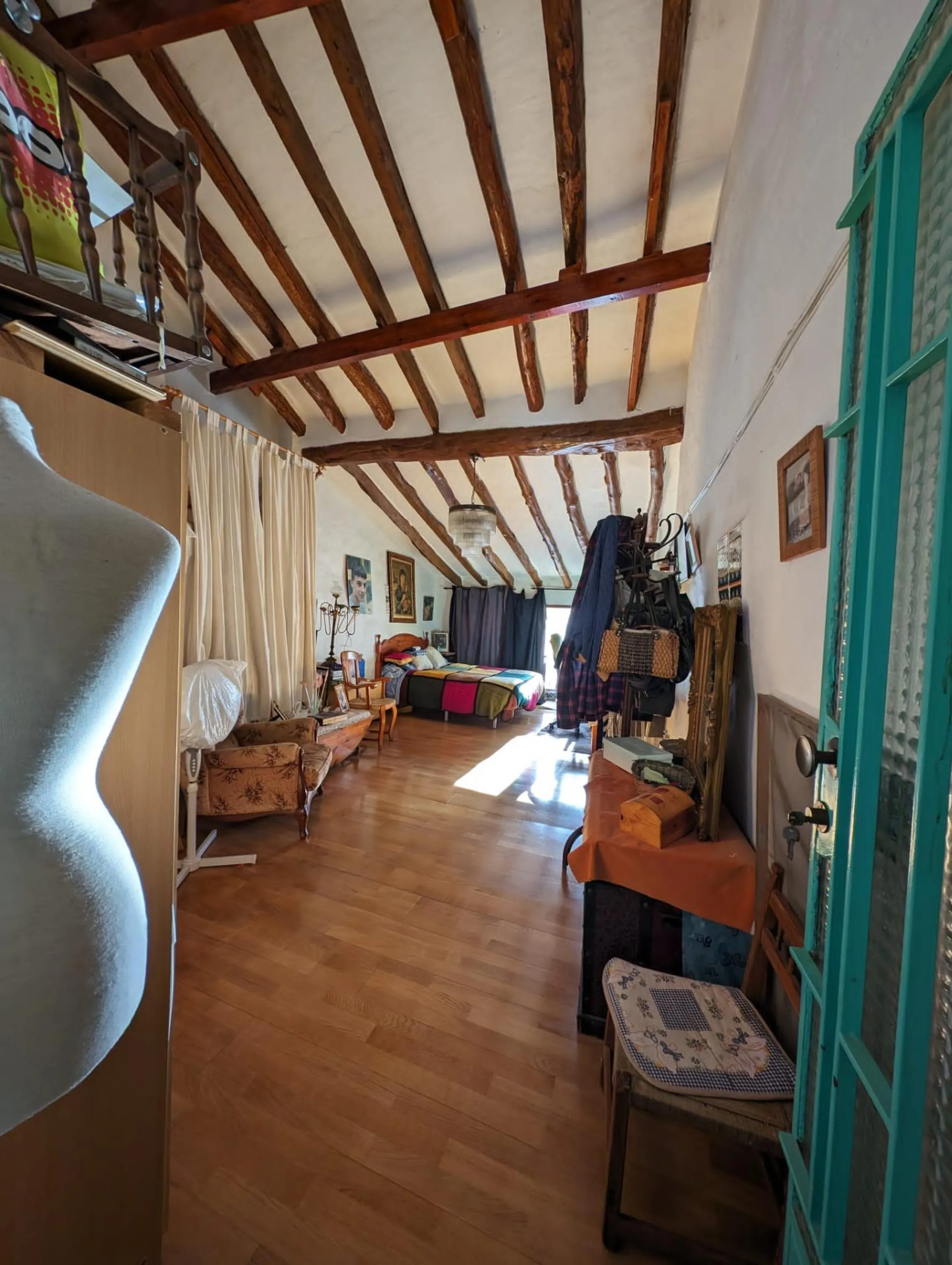 CASA PAREADA EN EL ENCANTADOR PUEBLO DE LA NUCIA