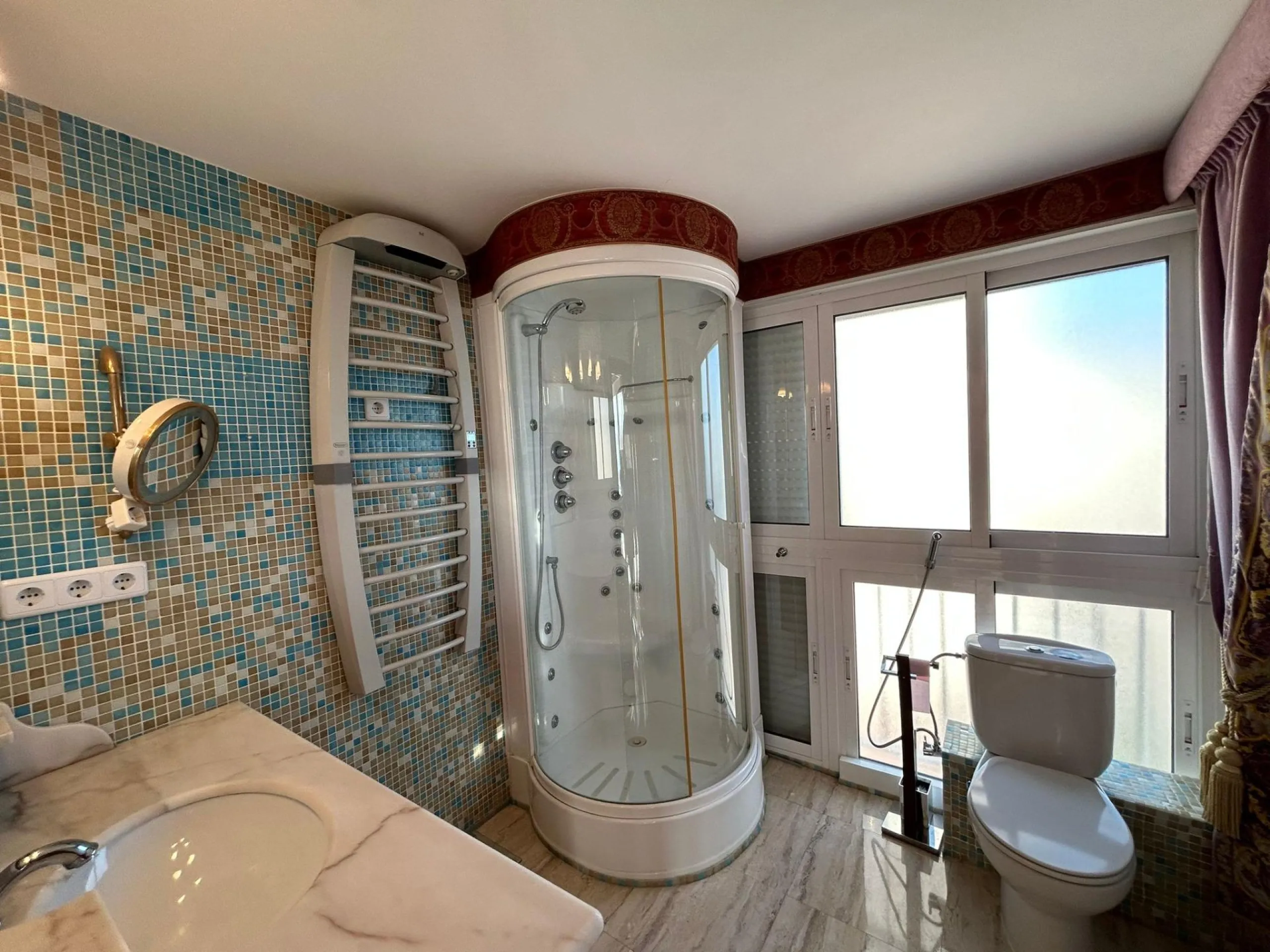 🌞 Apartamento de Ensueño en Primera Línea de Playa Levante, Benidorm 🌊