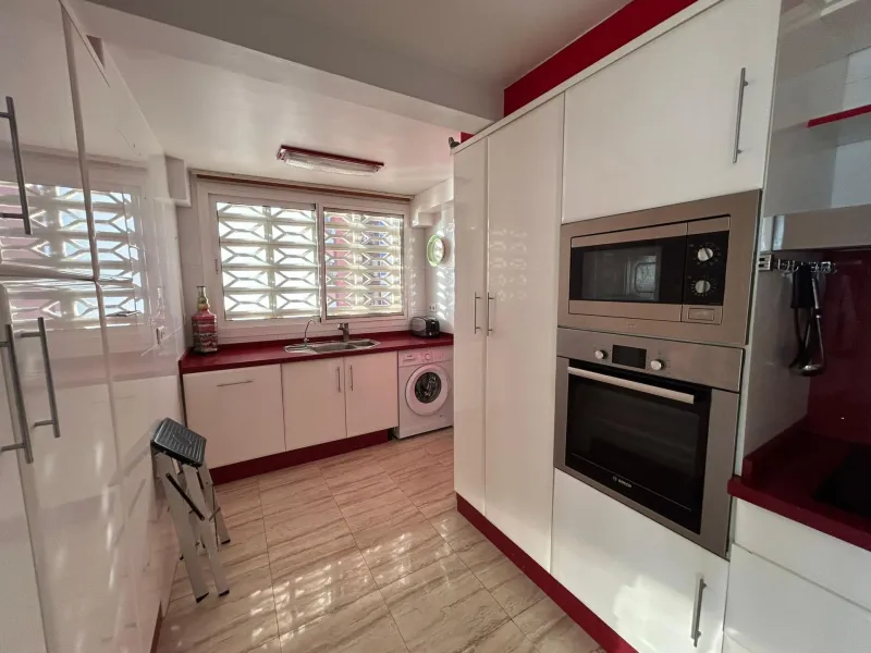 🌞 Apartamento de Ensueño en Primera Línea de Playa Levante, Benidorm 🌊