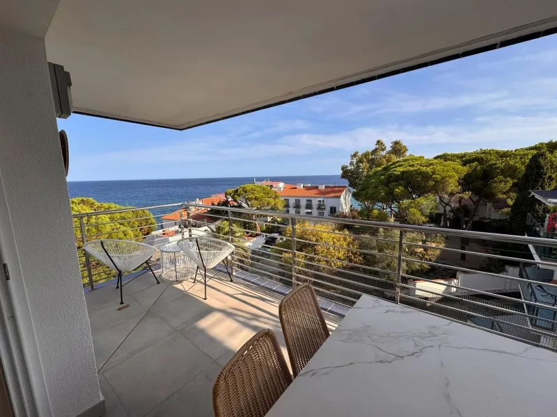 Apartment with Terrace and Sea Views in Platja d’Aro, Costa Brava