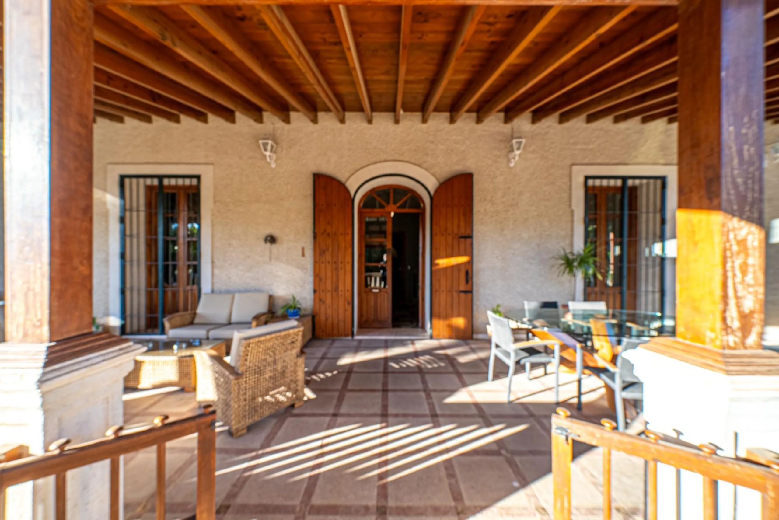 Rustic Oasis: Large House with Land All the Amenities