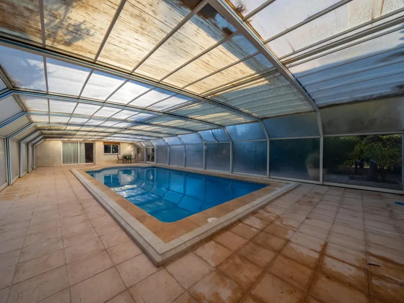 Rustic Oasis: Large House with Land All the Amenities