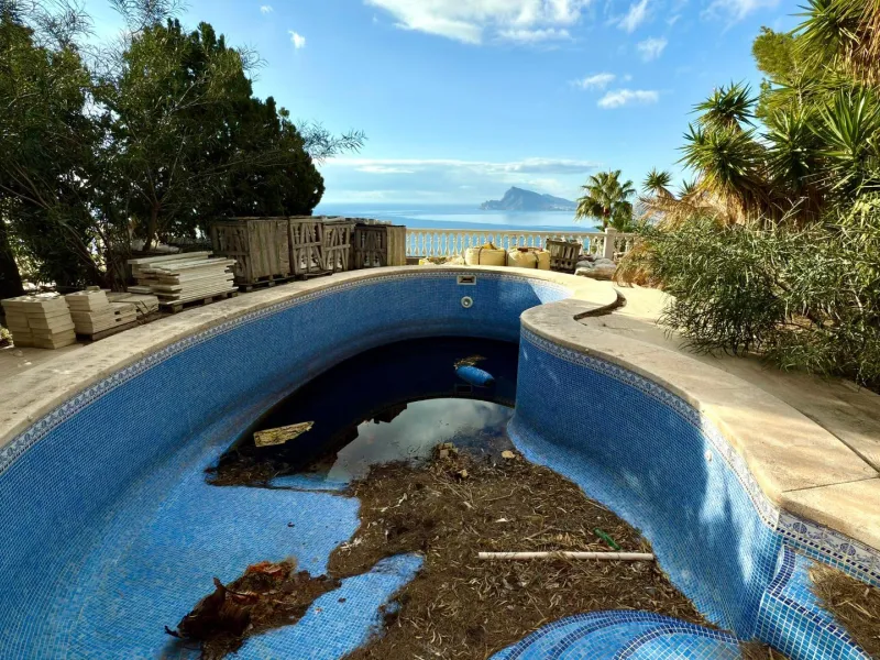 Lujo Mediterráneo en Altea Hills: Propiedad Exclusiva con Vistas Espectaculares y Espacios Únicos