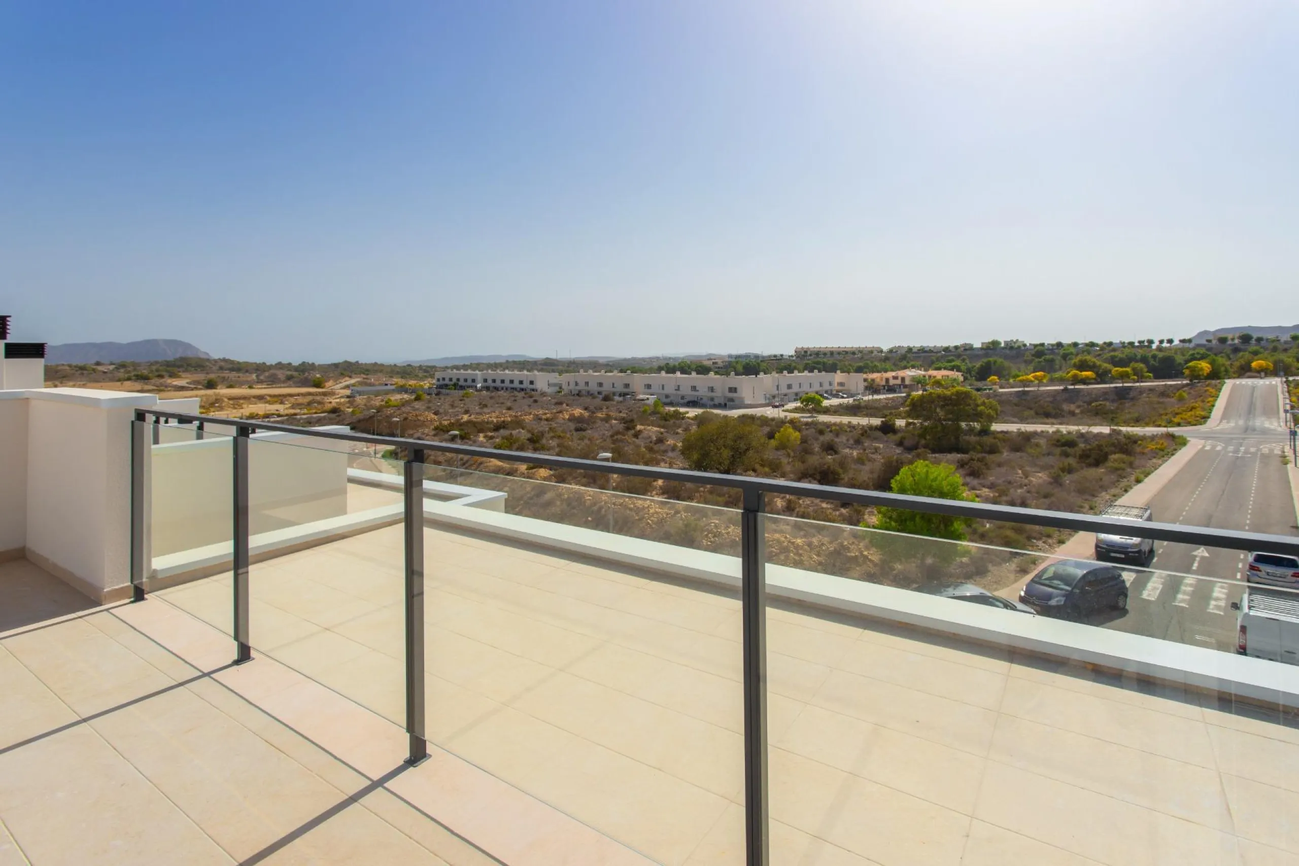 Exclusive Duplex House in Monforte del Cid - Ideal for Families