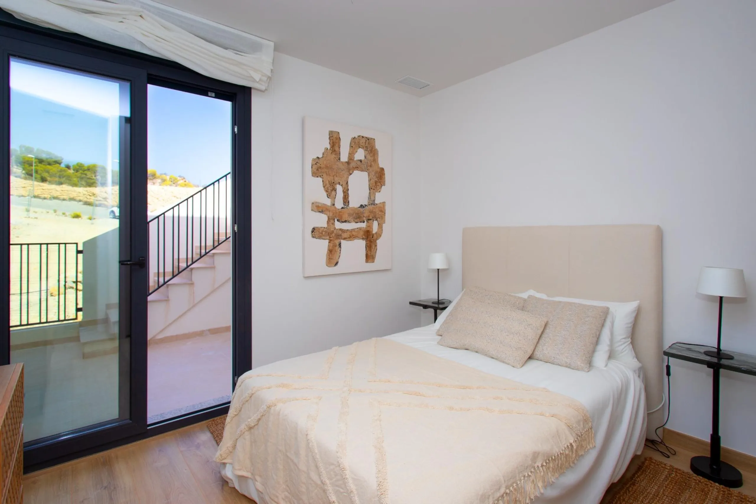 Exclusive Duplex House in Monforte del Cid - Ideal for Families