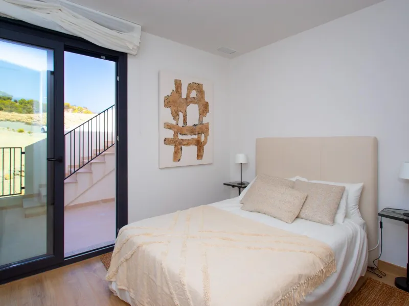 Exclusive Duplex House in Monforte del Cid - Ideal for Families