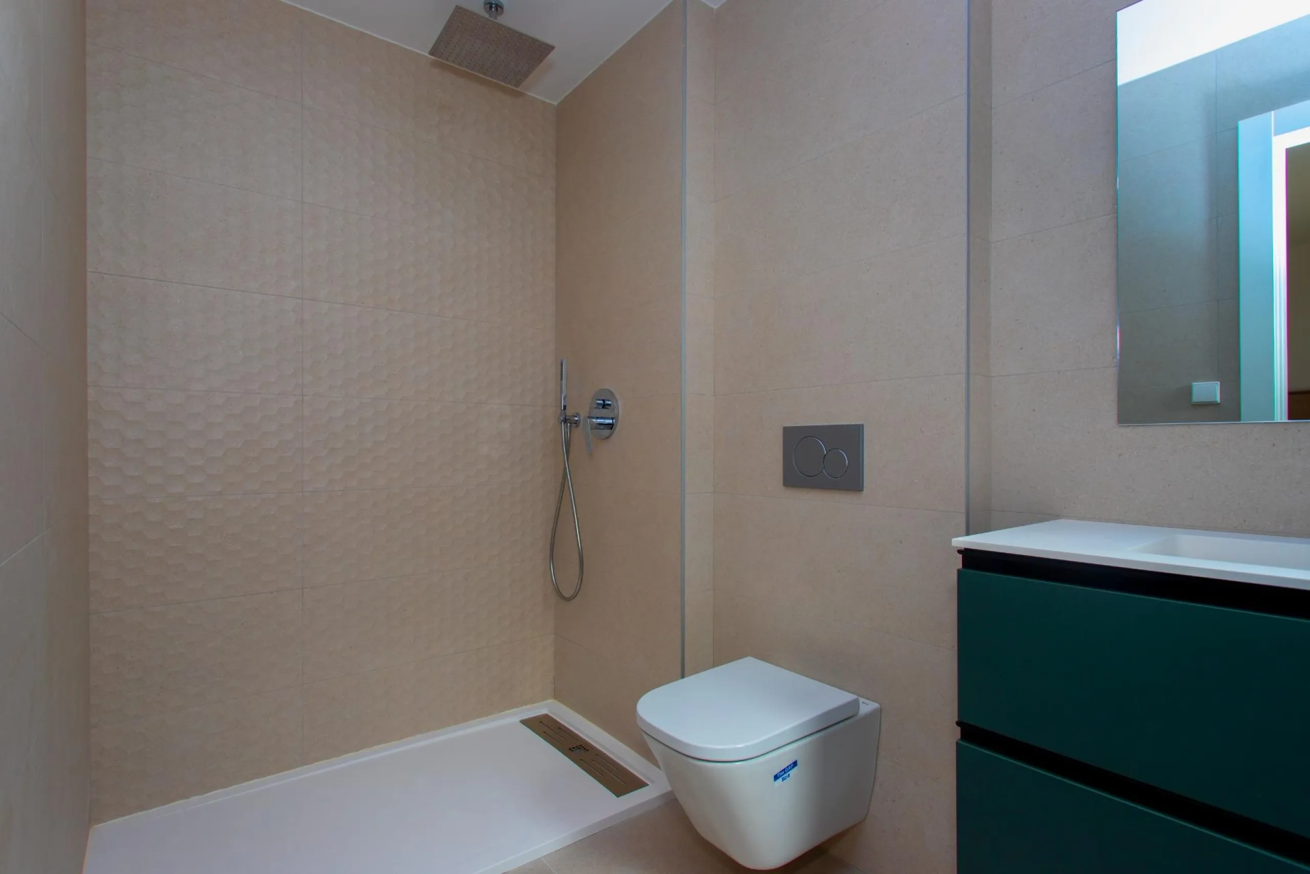 Exclusive Duplex House in Monforte del Cid - Ideal for Families